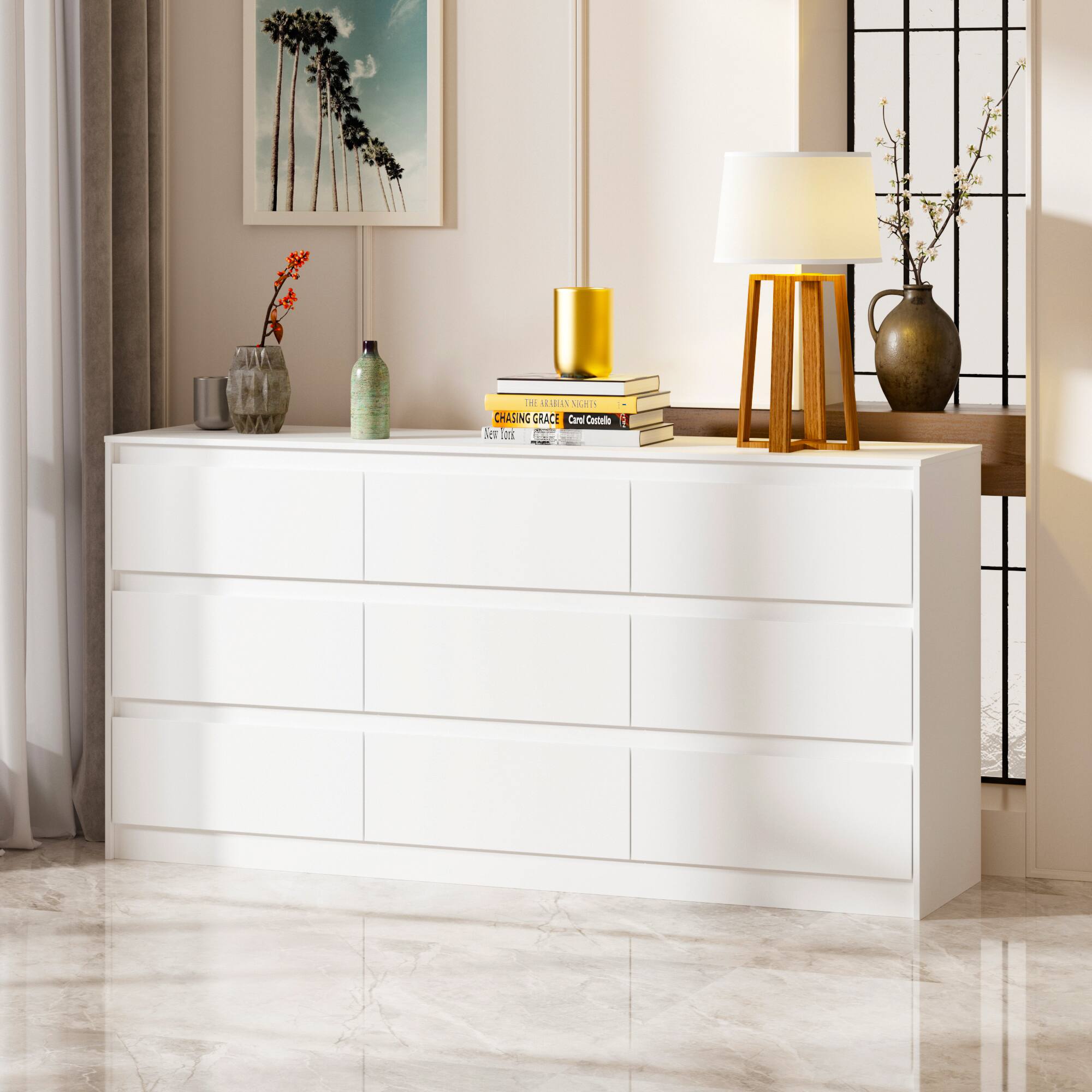 H - L  
LES CHASING GRACE  
Carole Costello  
THE CHASING GRACE  
New York