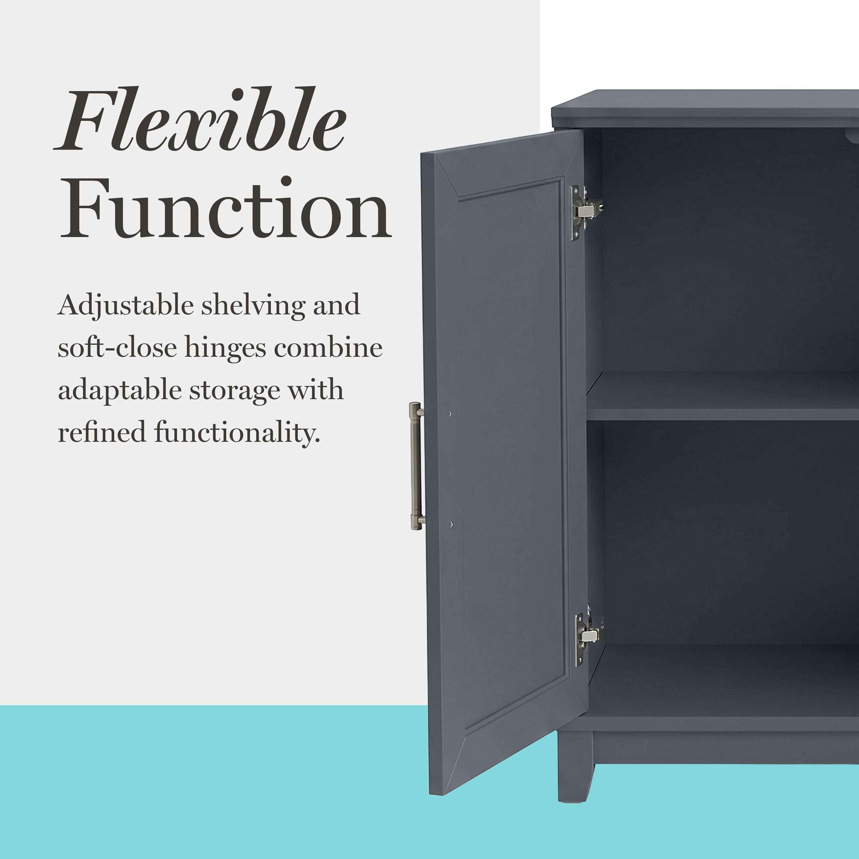 Flexible Function

Adjustable shelving and soft-close hinges combine adaptable storage with refined functionality.