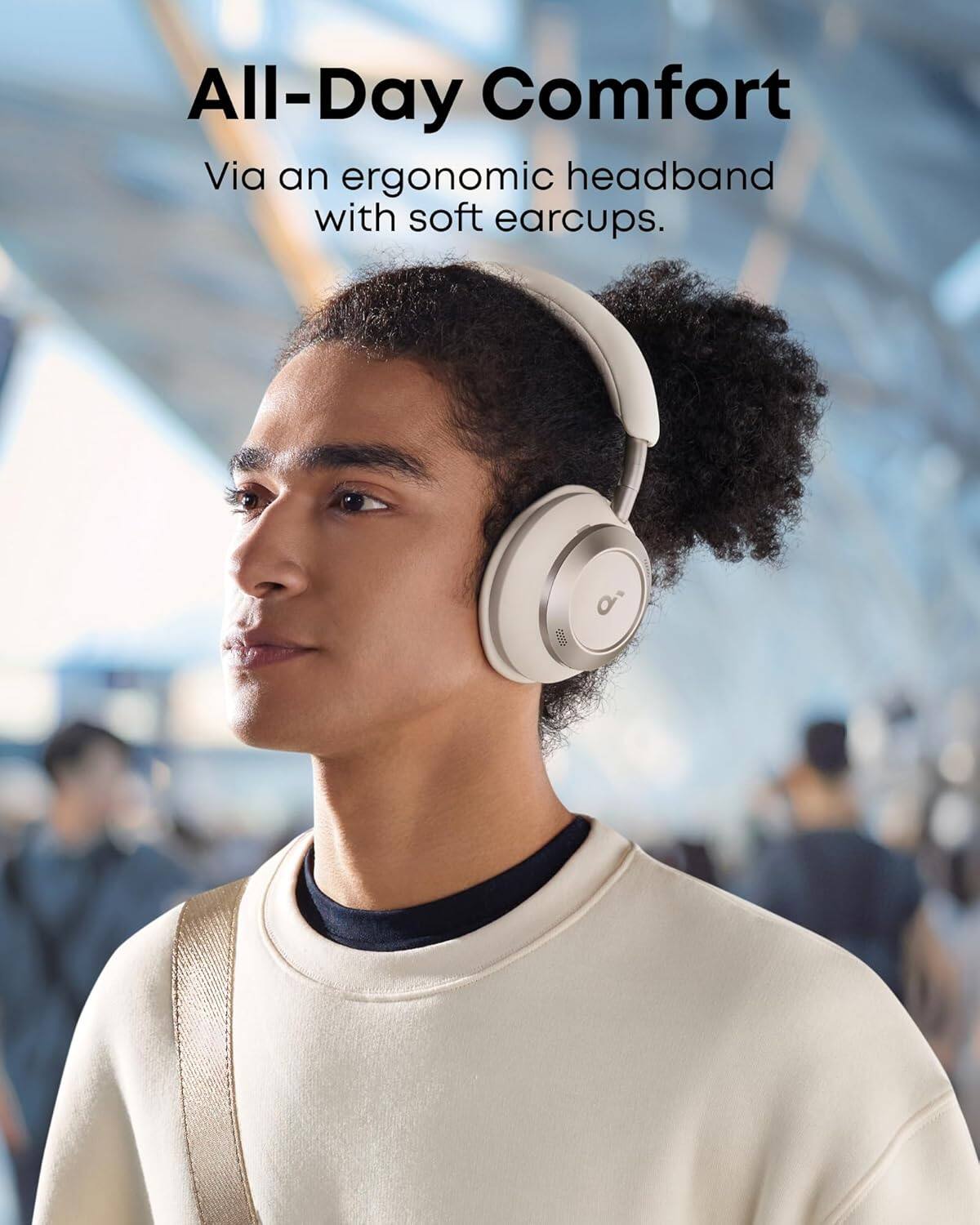 All-Day Comfort  
Via an ergonomic headband with soft earcups.