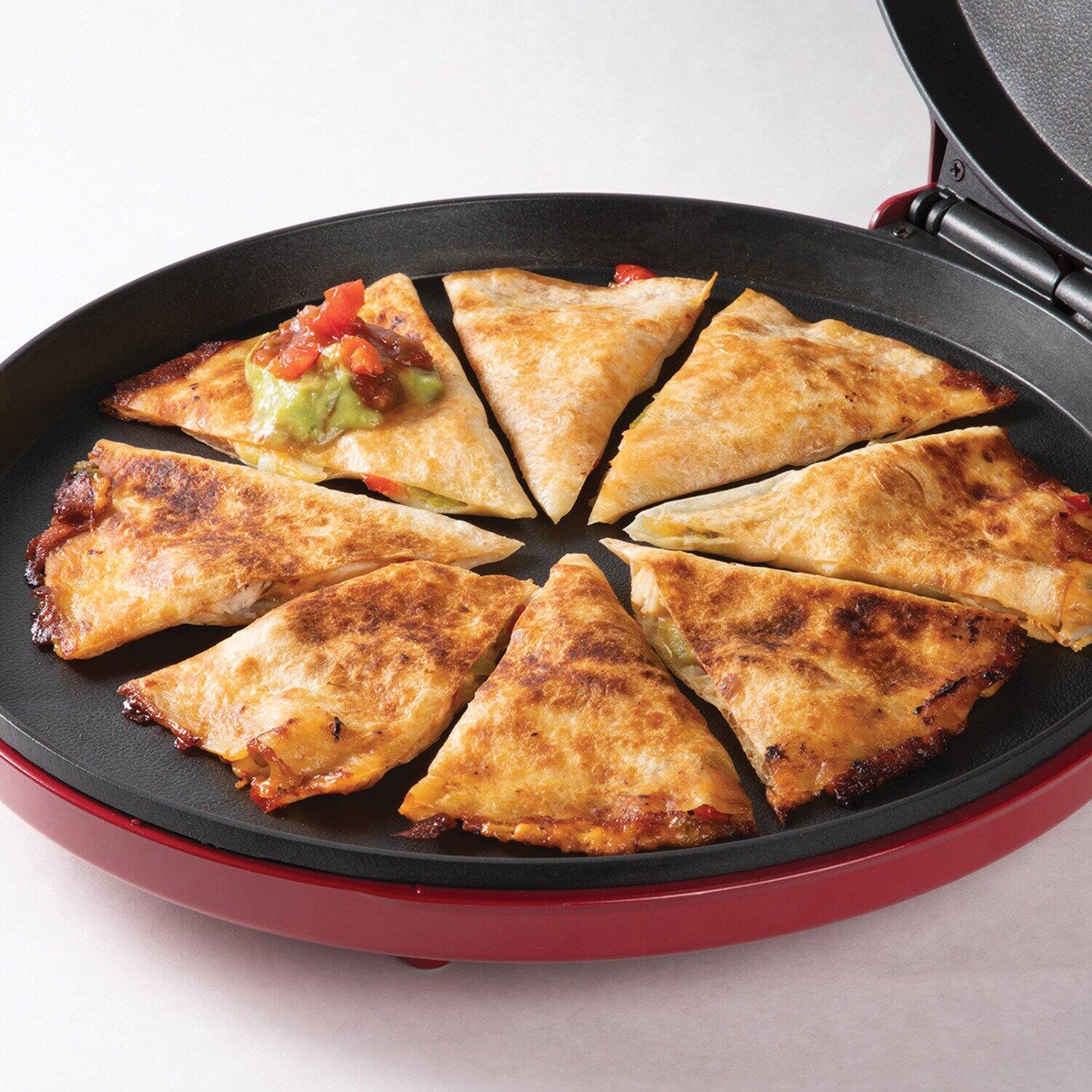 Alt View 1. Betty Crocker - Betty Crocker BC4958 12-Inch Pizza Maker - RED.