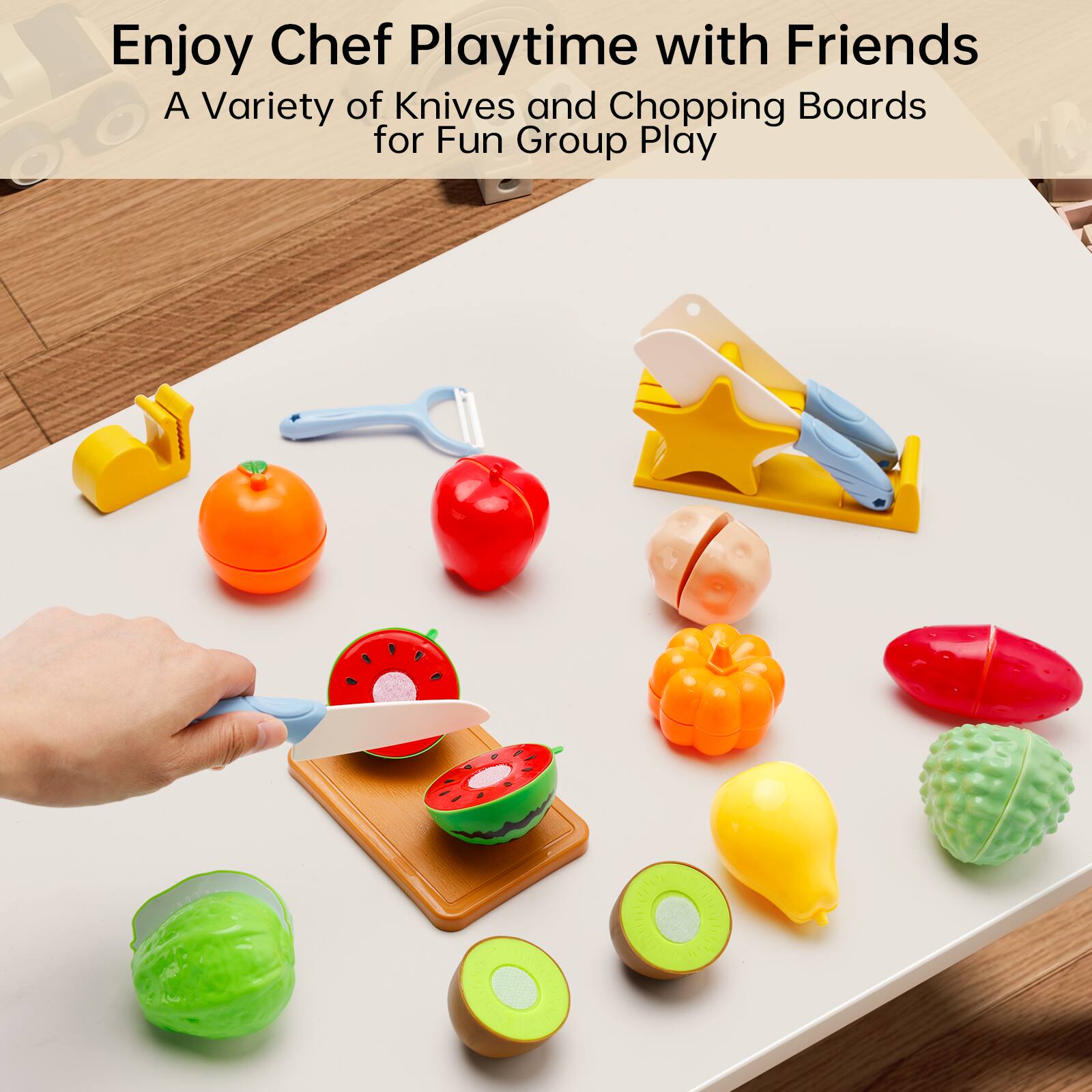 Enjoy Chef Playtime with Friends  
A Variety of Knives and Chopping Boards for Fun Group Play