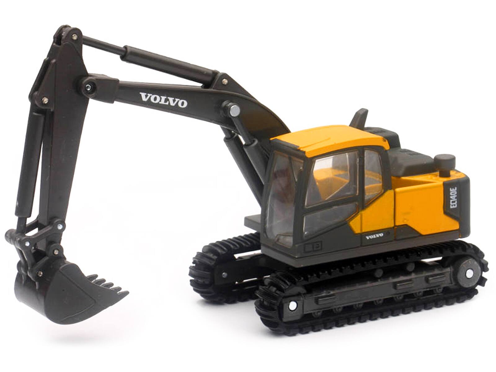 VOLVO EC140E