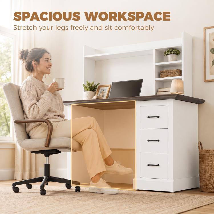 SPACIOUS WORKSPACE  
Stretch your legs freely and sit comfortably