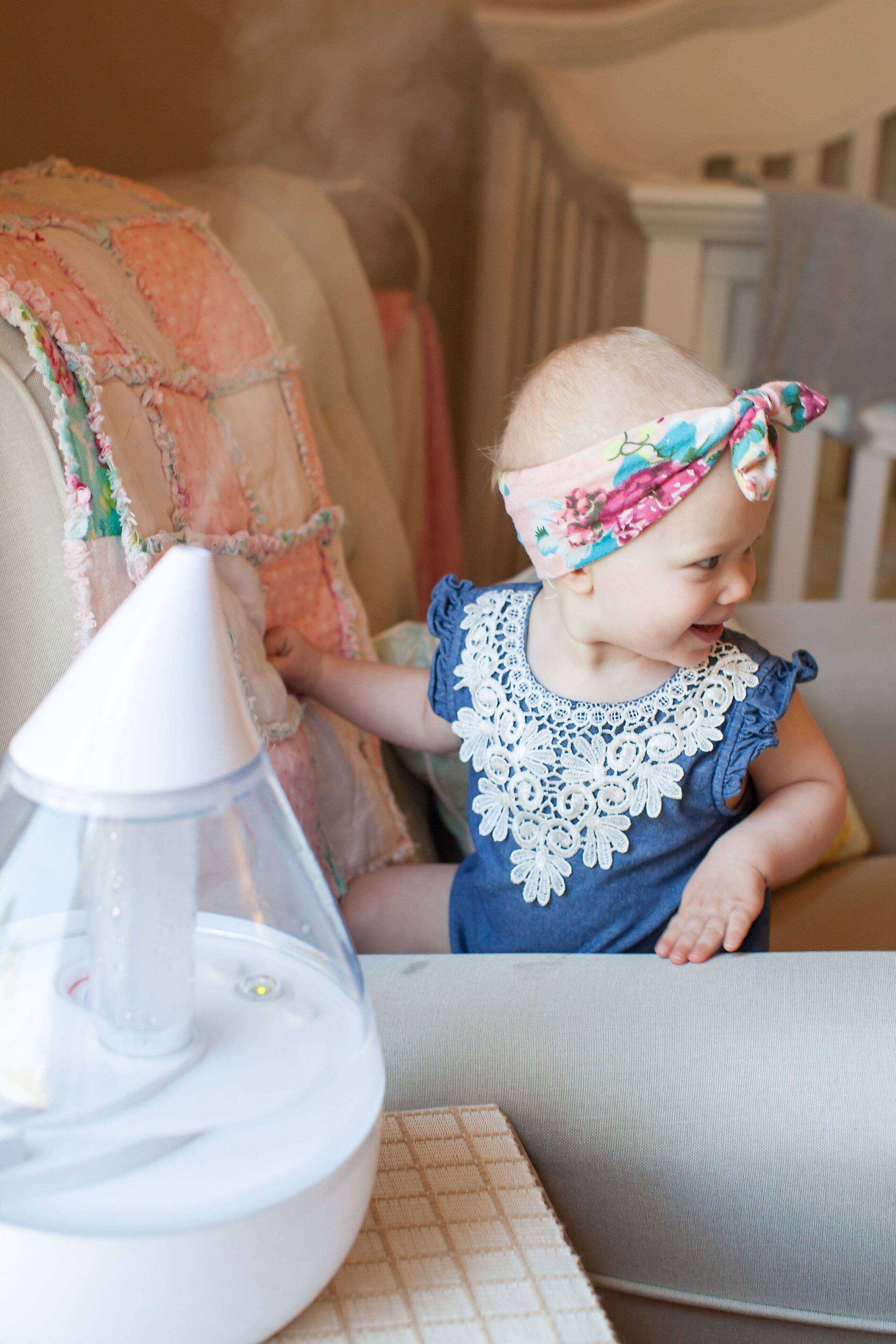 Alt View 11. CRANE - 1 Gal. Drop Ultrasonic Cool Mist Humidifier - Clear/White.