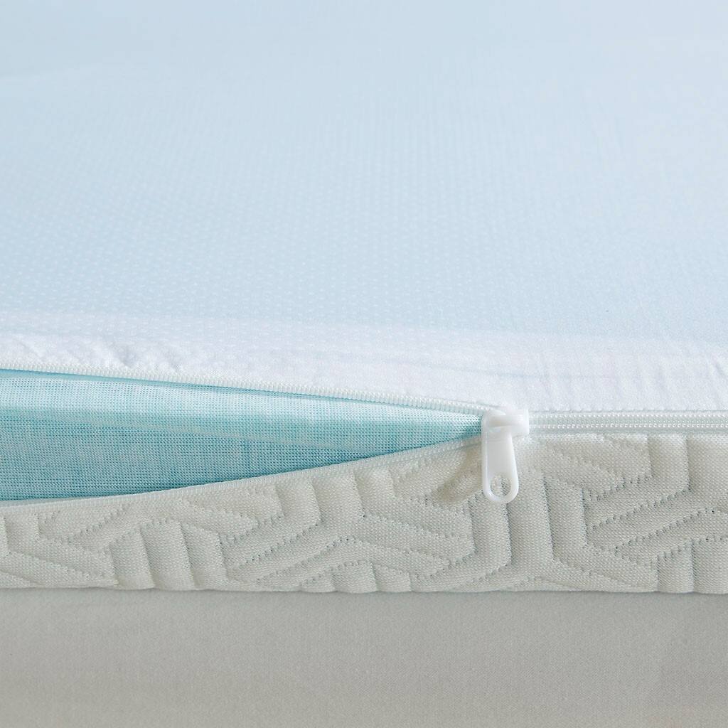 Alt View 2. Gracie Mills - Gracie Mills Arroyo 2-inch Gel Memory Foam Mattress Topper with 3M Moisture-Wicking Cover - White.
