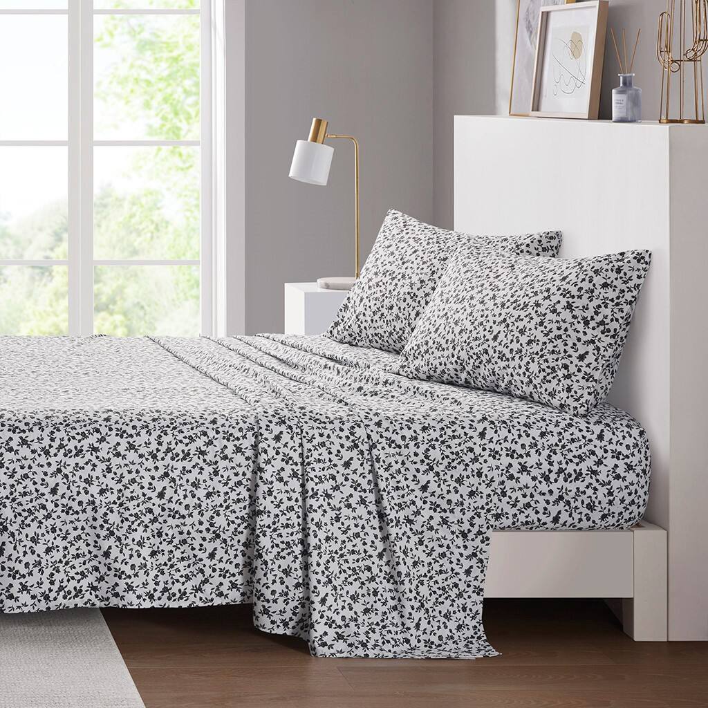 Alt View 1. Gracie Mills - Gracie Mills Giselle 4-Peice Wrinkle Free Printed Microfiber Sheet Set - Black Floral.