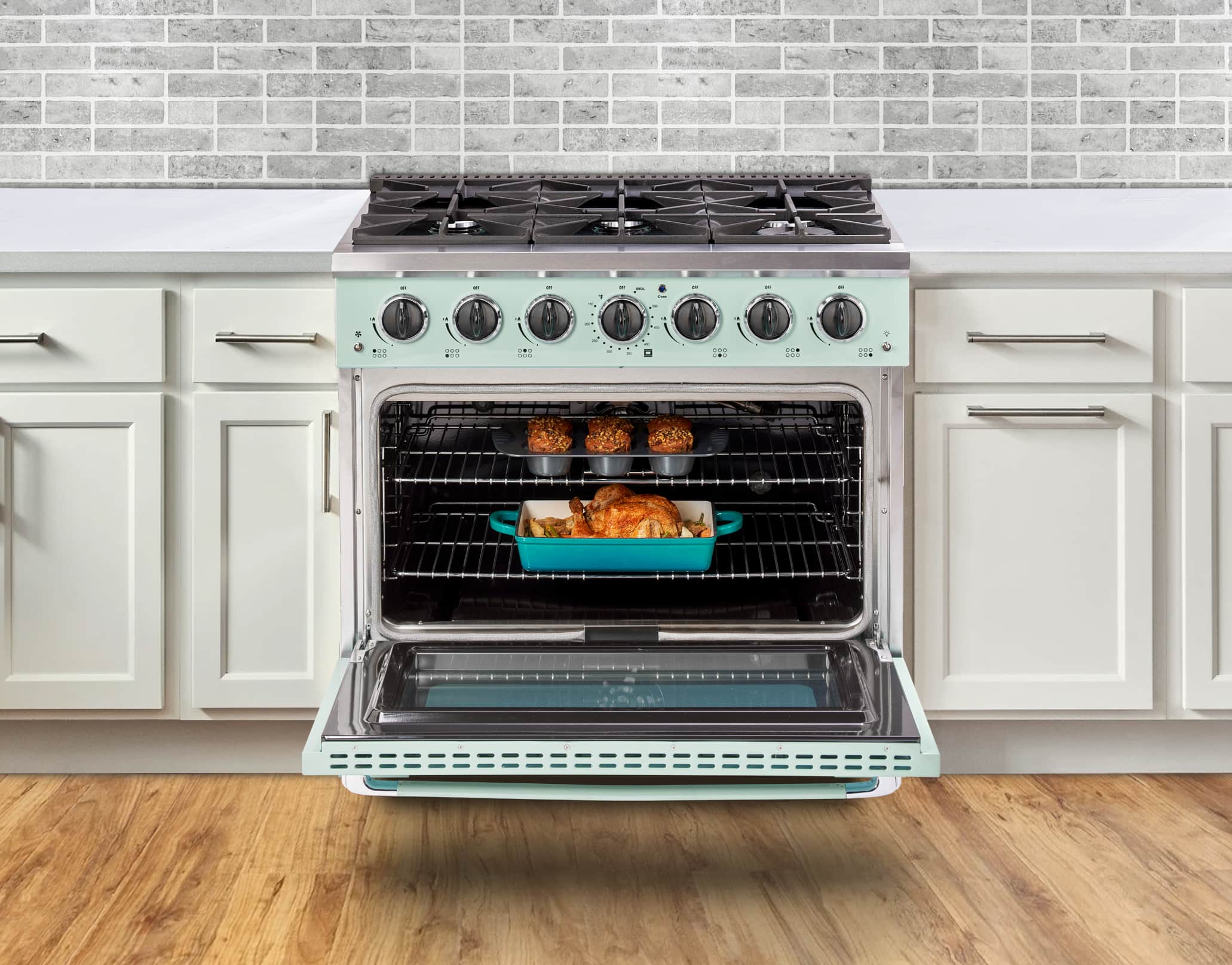 Alt View 16. Unique Appliances - Classic Retro 5.2 Cu. Ft. Freestanding Gas Convection Range - Summer Mint Green.