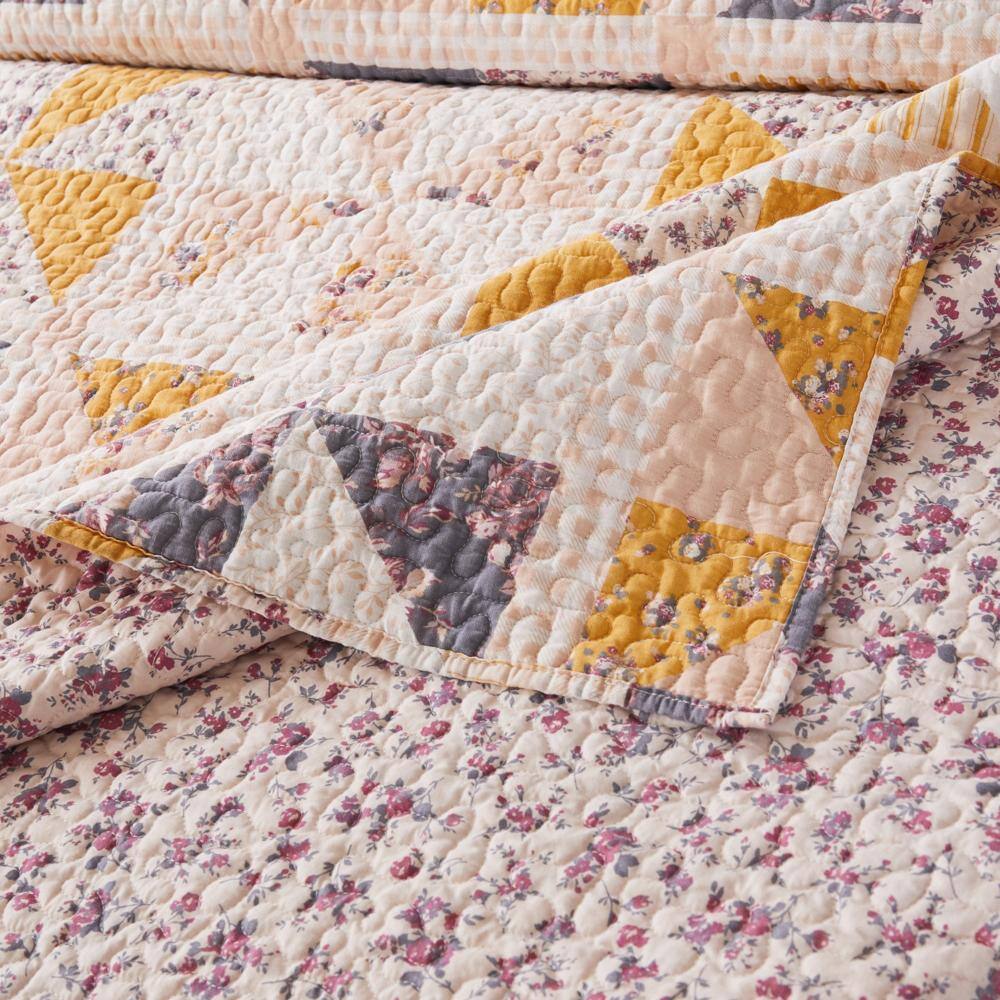 Alt View 4. Greenland Home Fashions - Greenland Home Fashions Pinwheel & Posey Luxury Modern Design 3 Pieces Quilt Set for Bed King/Cal King Peach - Peach.