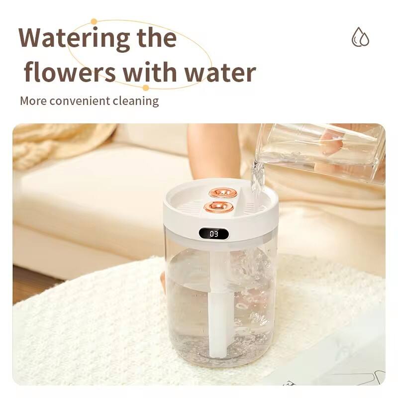 Watering the flowers with water  
More convenient cleaning  
03