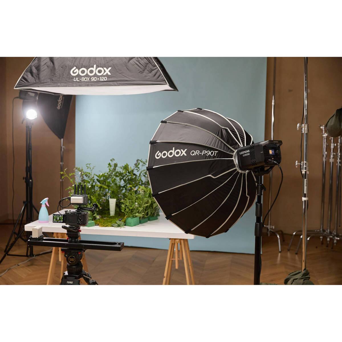 Godox UL-BOX 90x120  
Godox QR-P9OT