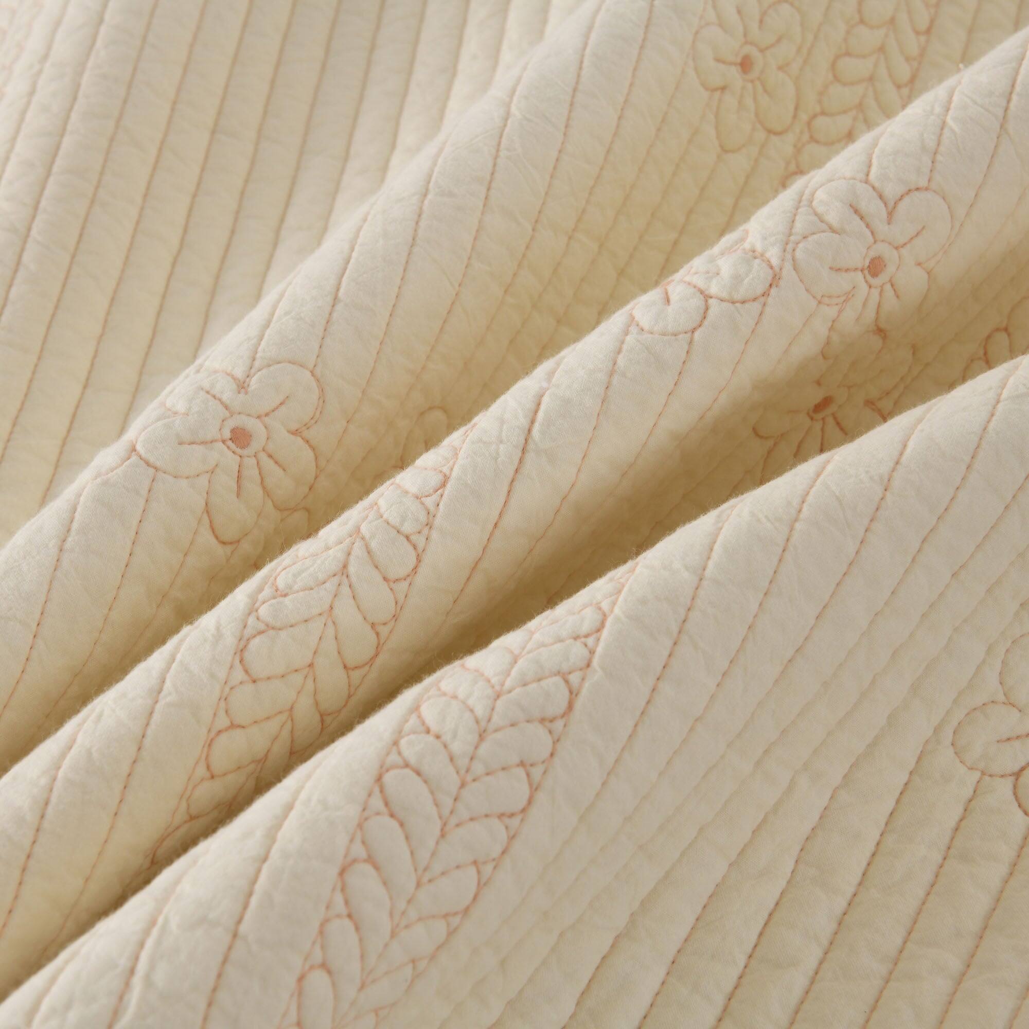 Alt View 2. MarCielo - Marcielo 3 Pcs 100% Cotton Embroidered Bedspread Set with Floral Stitching with Scalloped Edge - Beige.