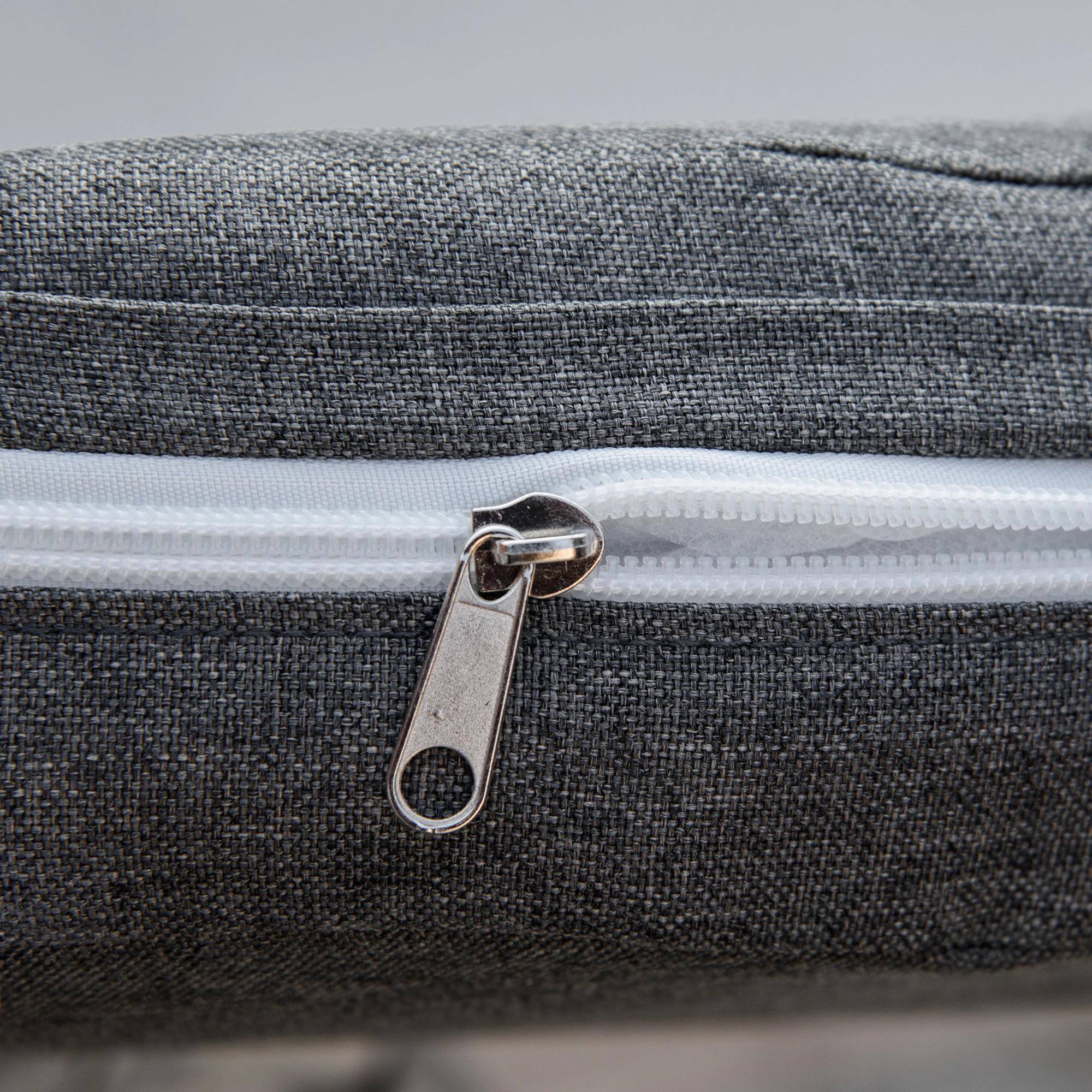 Back. Resenkos - Resenkos 3 Pieces Patio Bistro Set, Two Hand-Woven PE Wicker Chairs And A Glass Bistro Table, Gray - Gray.