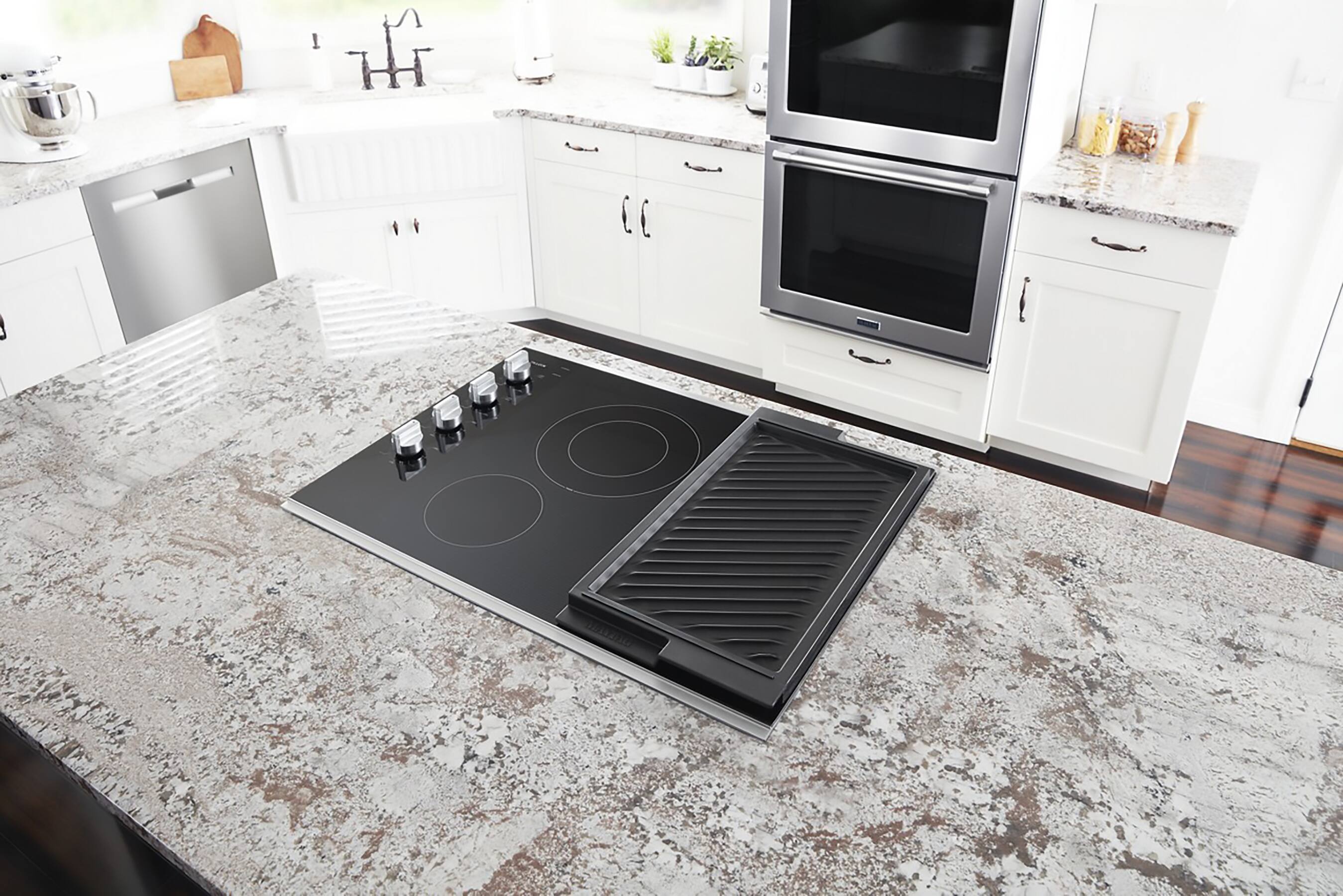 Alt View 21. Maytag - 30" Electric Cooktop with Reversible Grill and Griddle and Die-cast Metal Knobs - Stainless Steel.