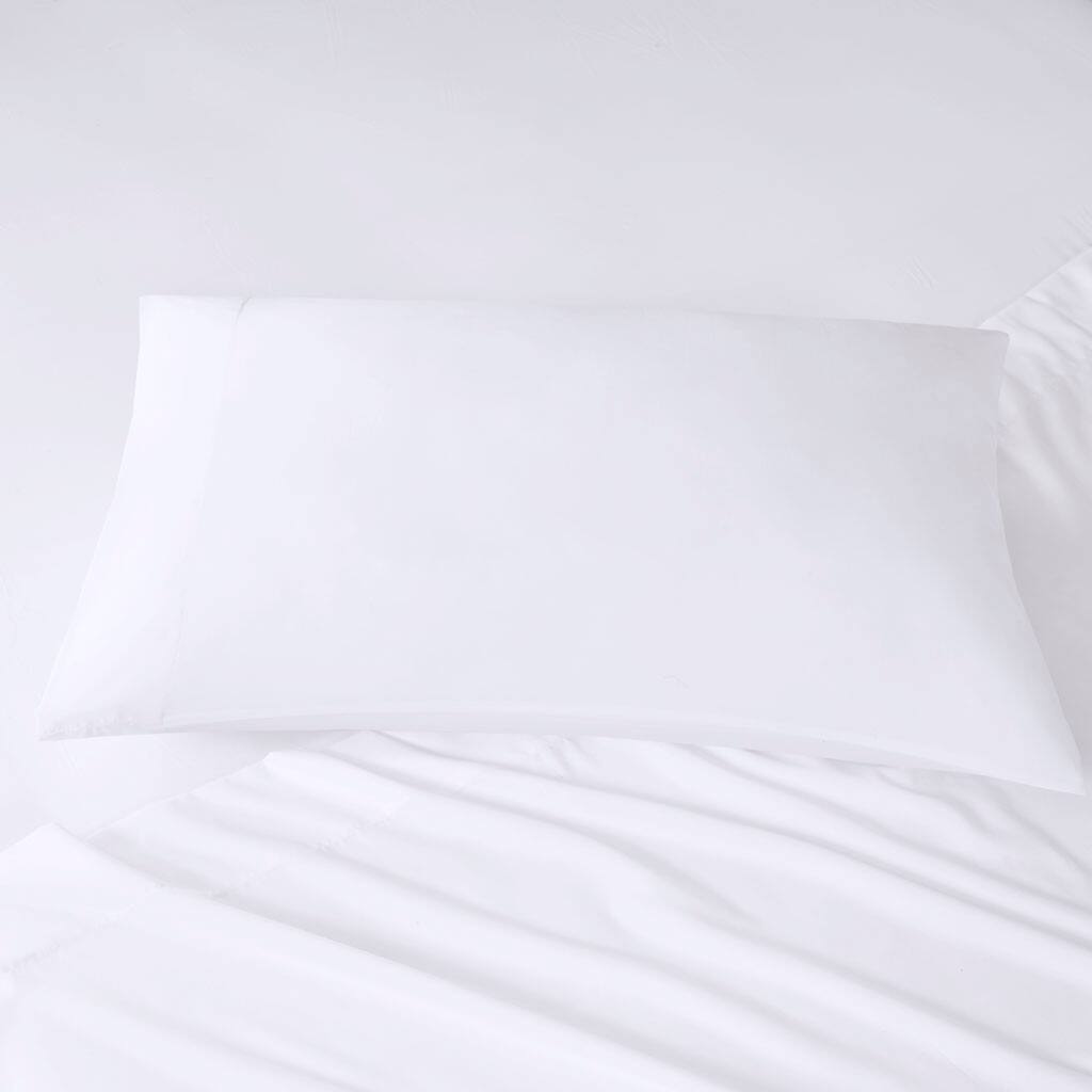 Alt View 2. Gracie Mills - Gracie Mills Ruby All-Season Microfiber Sheet Set with Side Pockets - White.
