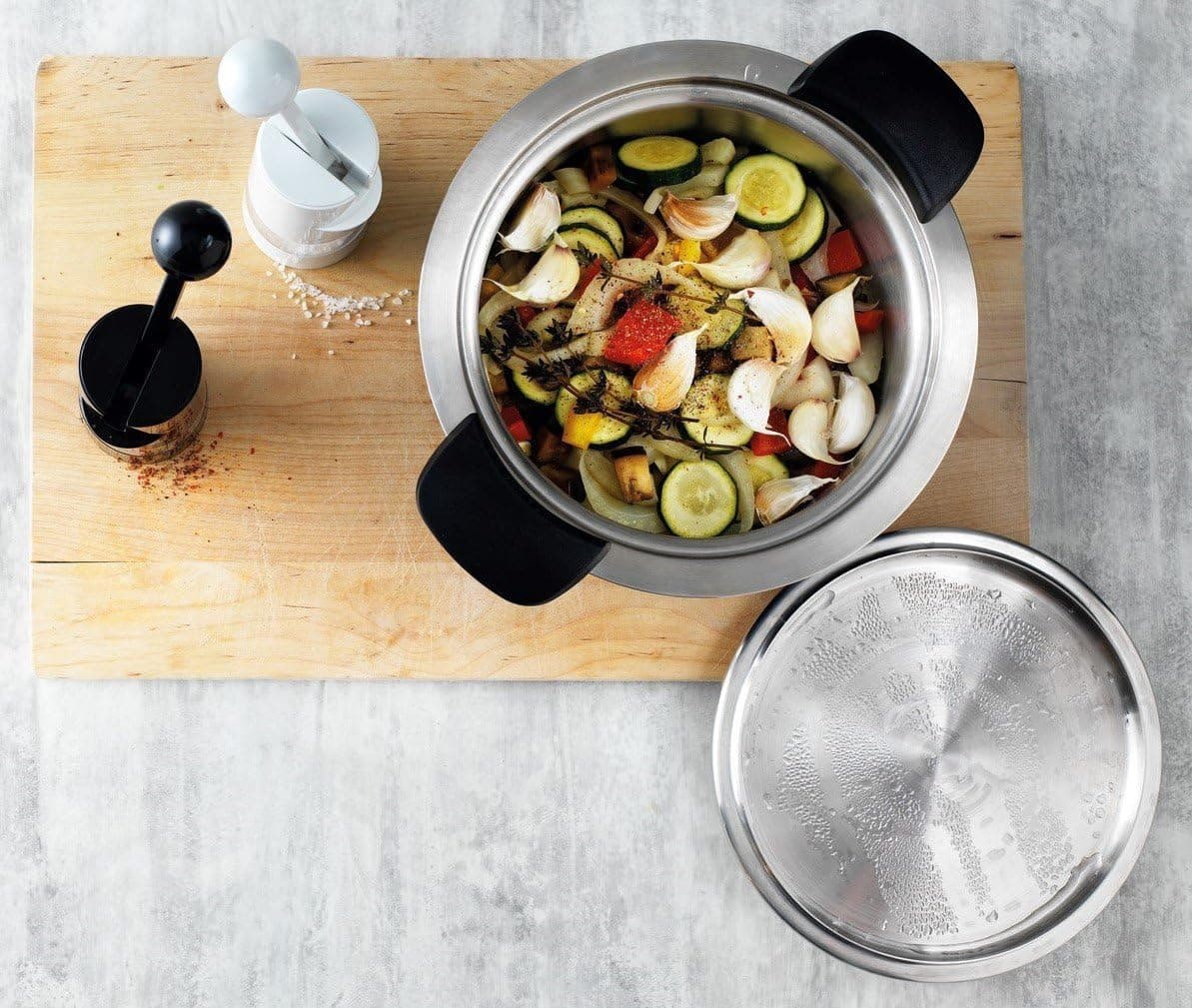 Alt View 2. FINEAK - 8.5 in Adjustable Ratchet Spice Grinder with Ceramic Mechanism in Black - Black.