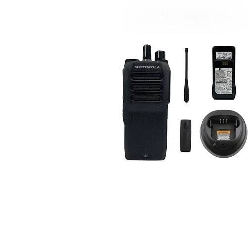 Front. Motorola Solutions - Motorola MOTOTRBO R2 Portable Two-Way Radio UHF 400-480 complete kit AAH11YDC9JA2AN - black.