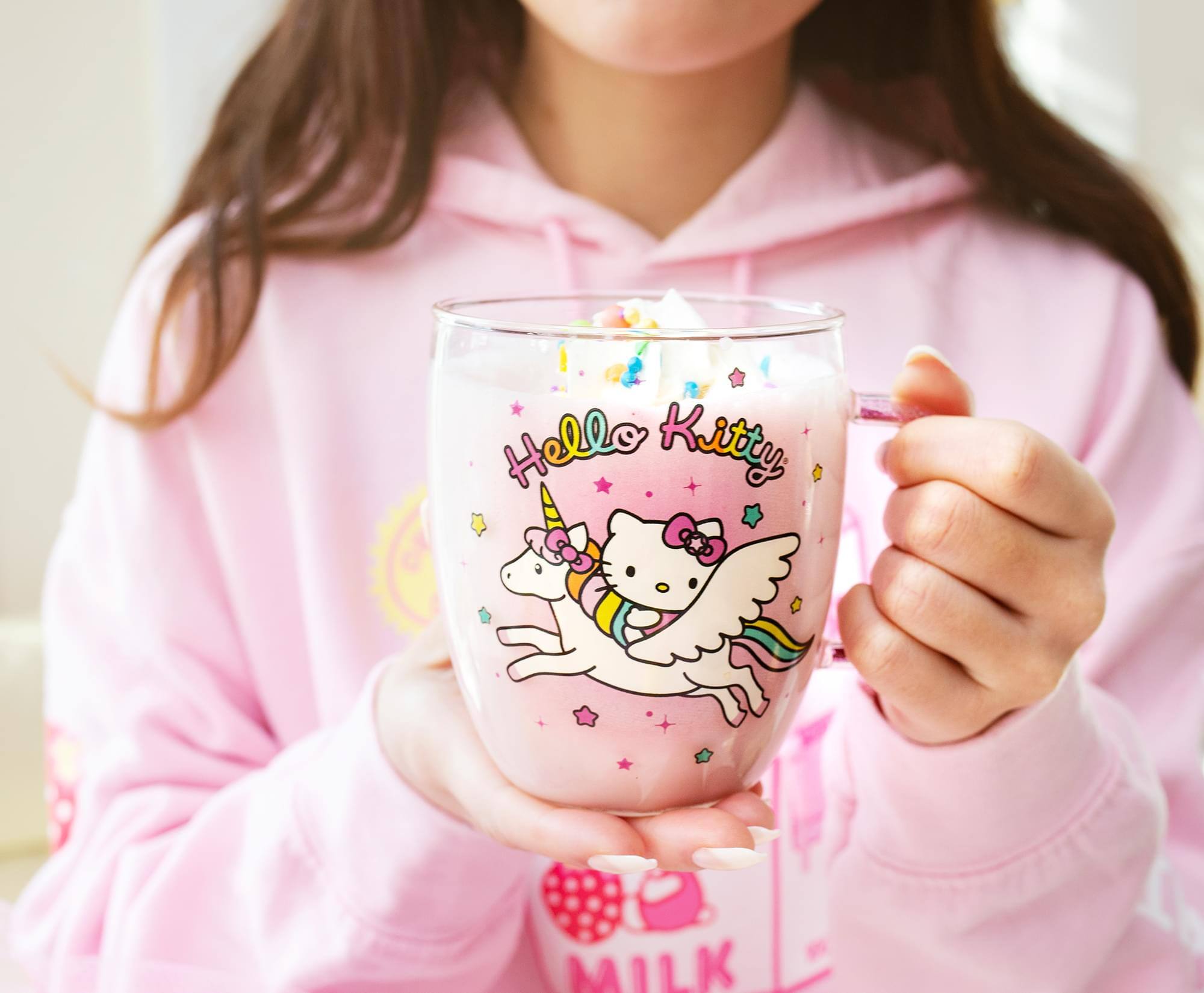 Hello Kitty  
MILK