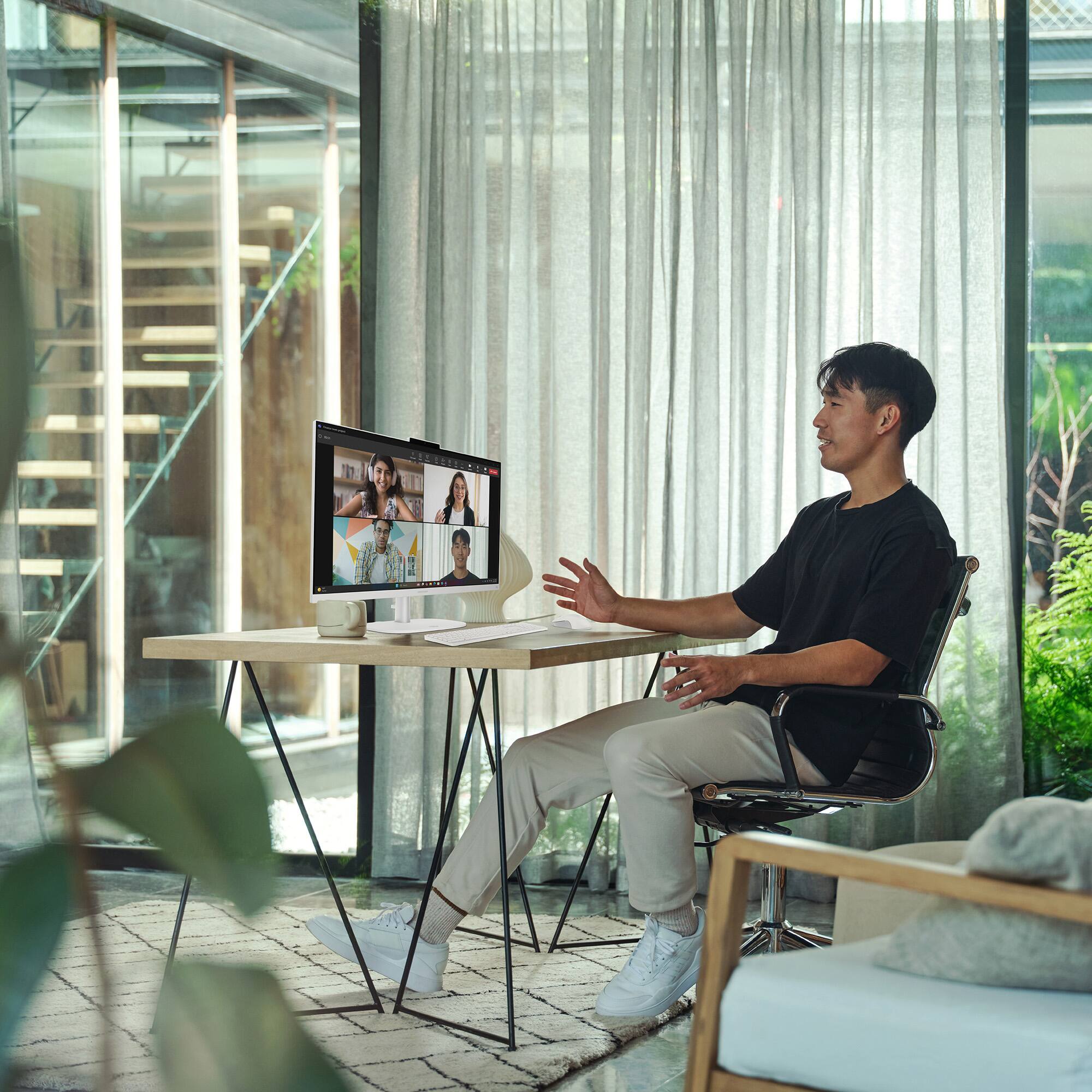 Alt View 10. HP - OmniStudio 27" Full HD Touchscreen All-in-One w/ Adjustable Height - Intel Core Ultra 7 - 16GB Memory - 1TB SSD - Cotton White.