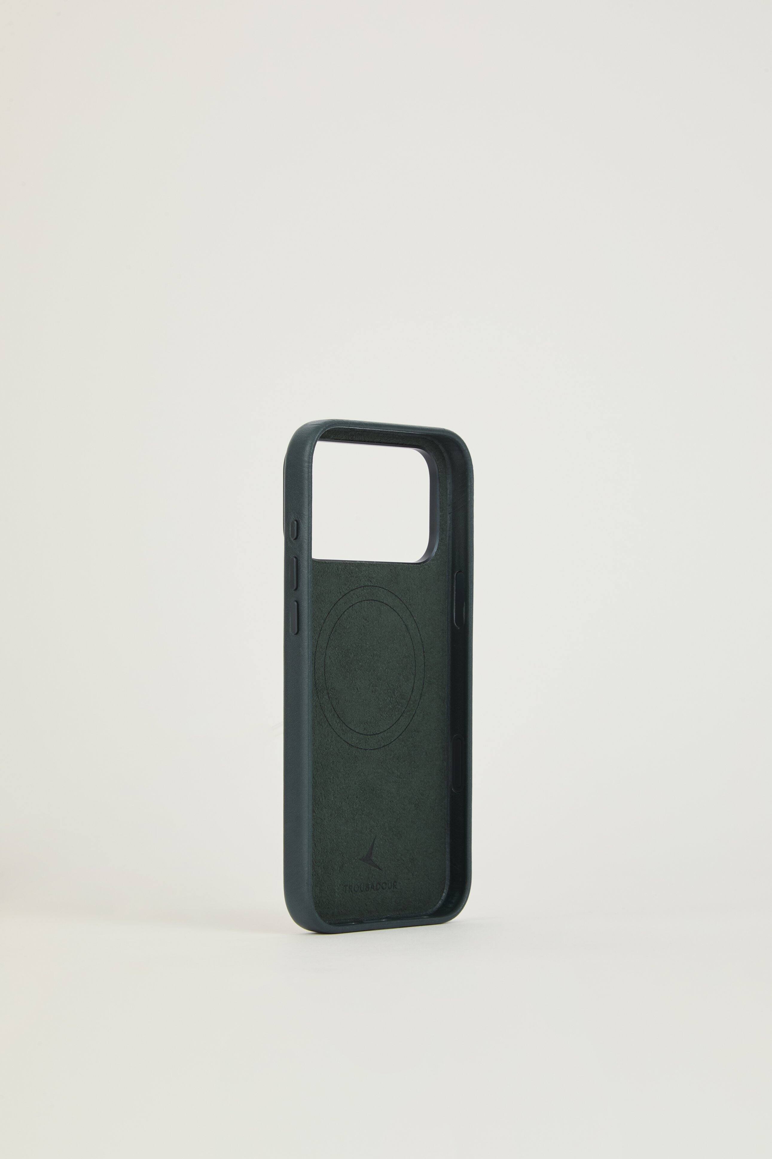 Angle. Troubadour - iPhone 18 Pro Max Leather Case - Obsidian Green.