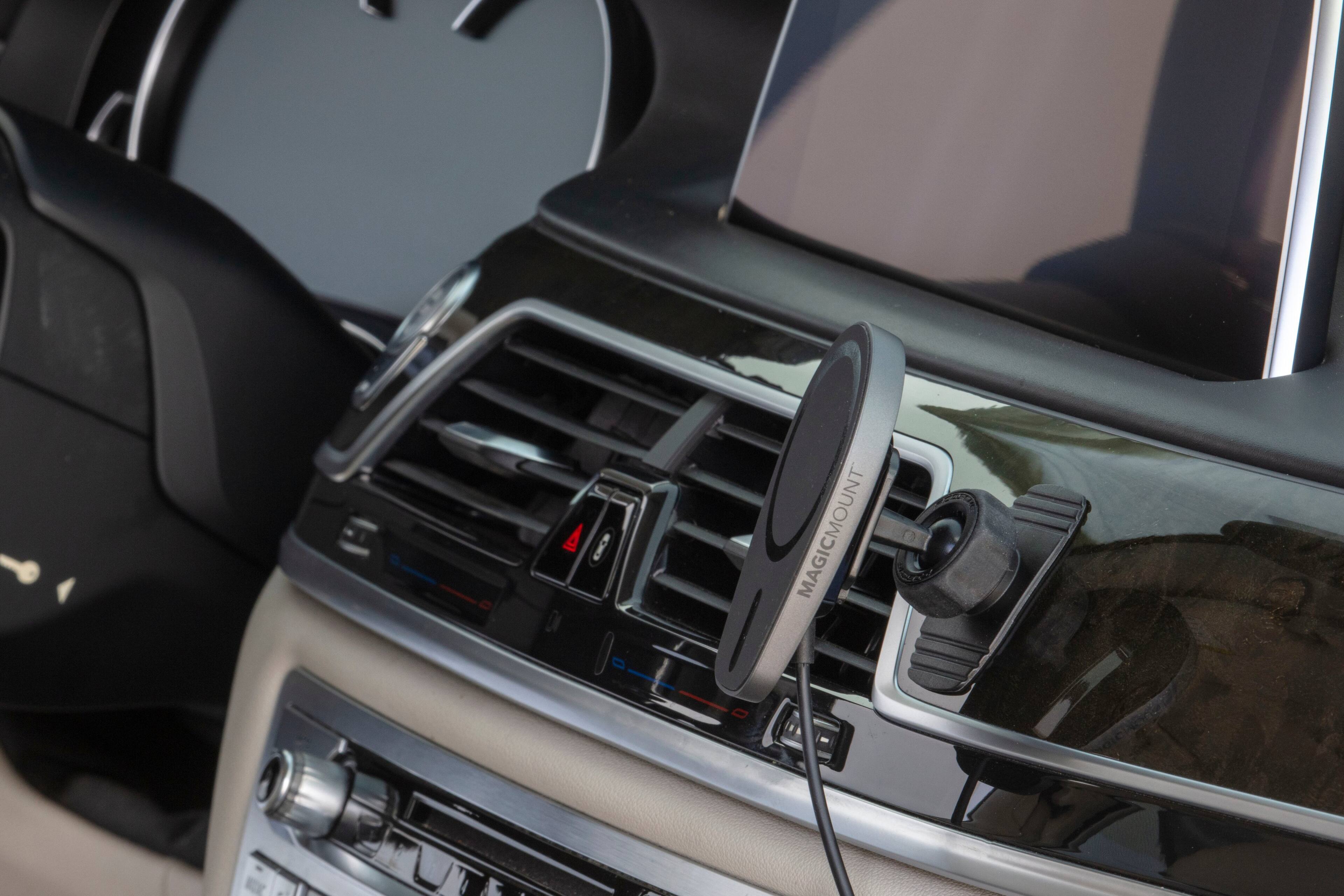 Alt View 4. Scosche - Pro Magsafe Qi2 with MPP Dash Mount for Most Cell Phones - Black.