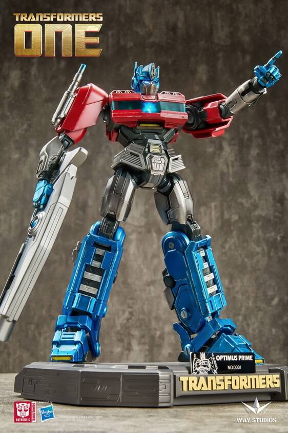 TRANSFORMERS ONE  
TRANSFORMERS AUTHENTIC  
OPTIMUS PRIME  
NO.0001  
TRANSFORMERS WAY STUDIOS