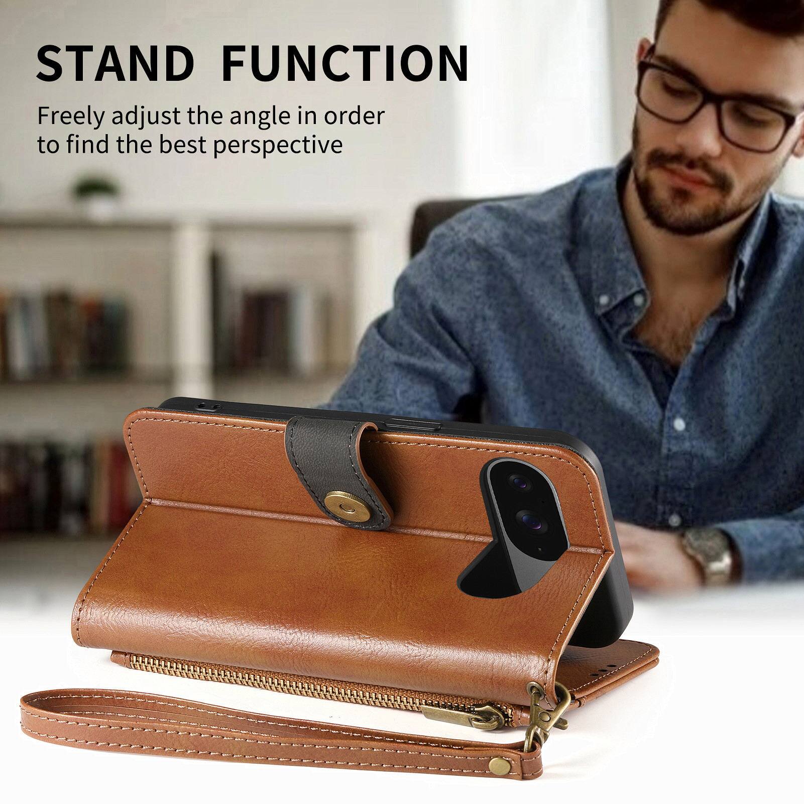 STAND FUNCTION  
Freely adjust the angle in order to find the best perspective