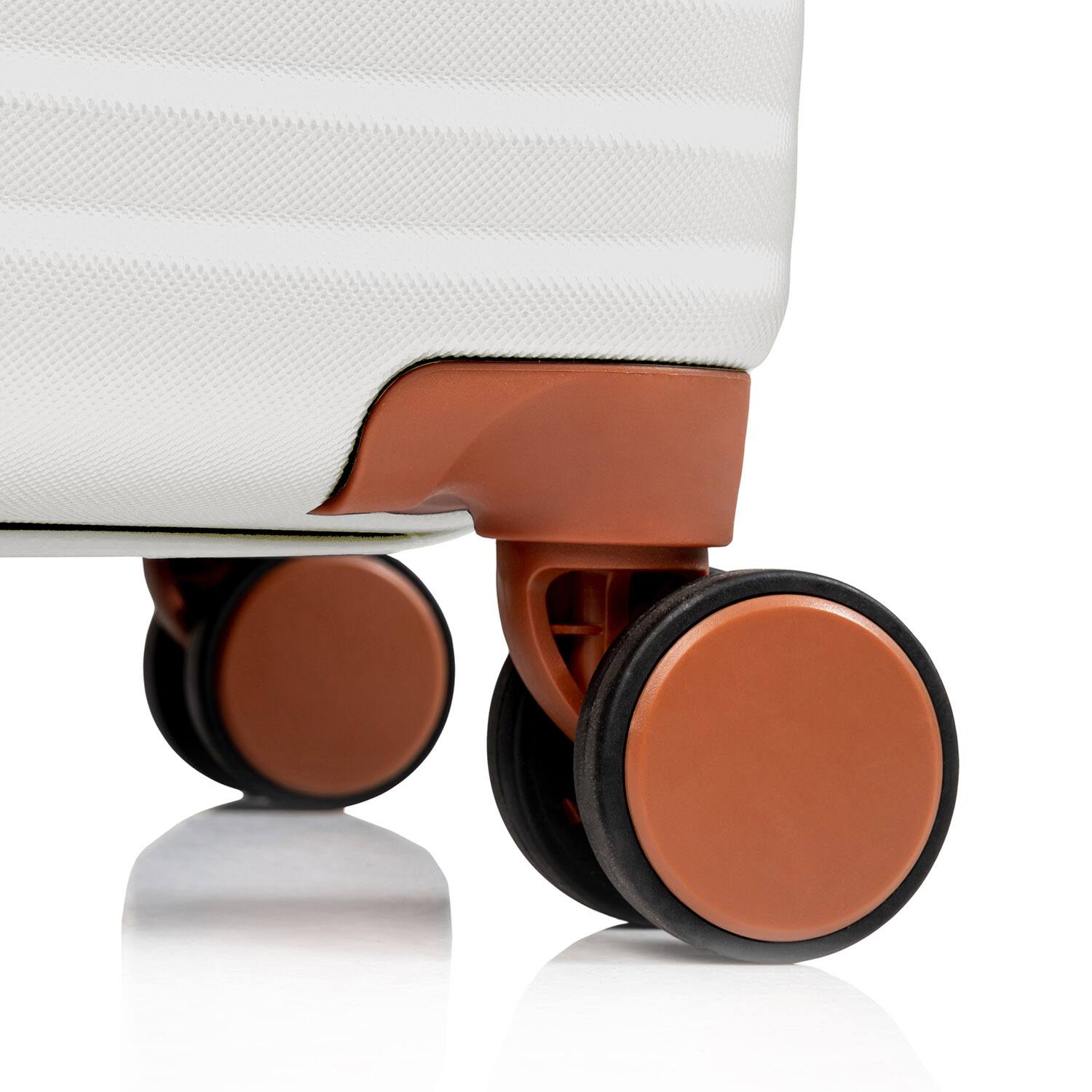 Back. Champs - Vintage II 3-Piece Luggage Set - Ivory.