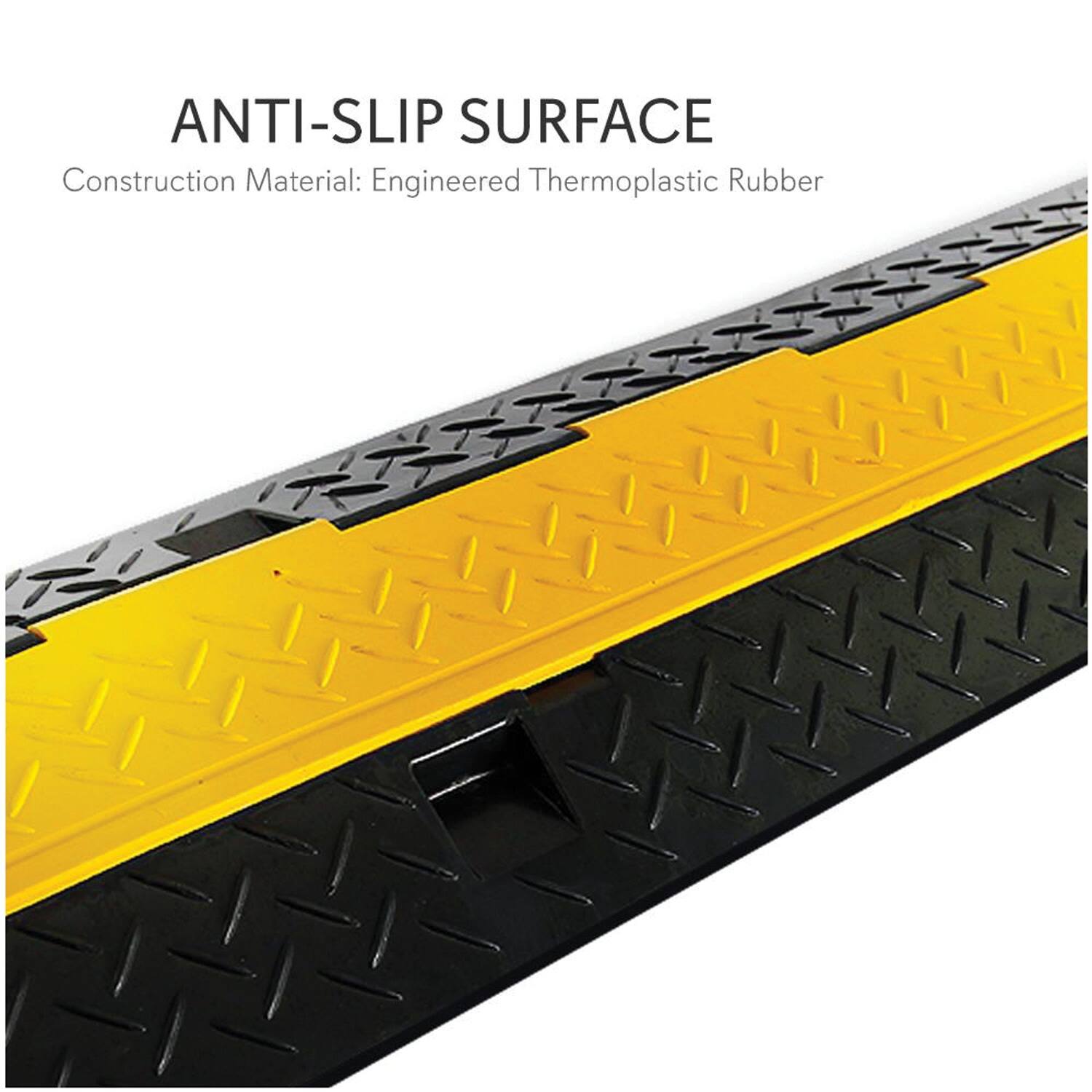 ANTI-SLIP SURFACE  
Construction Material: Engineered Thermoplastic Rubber