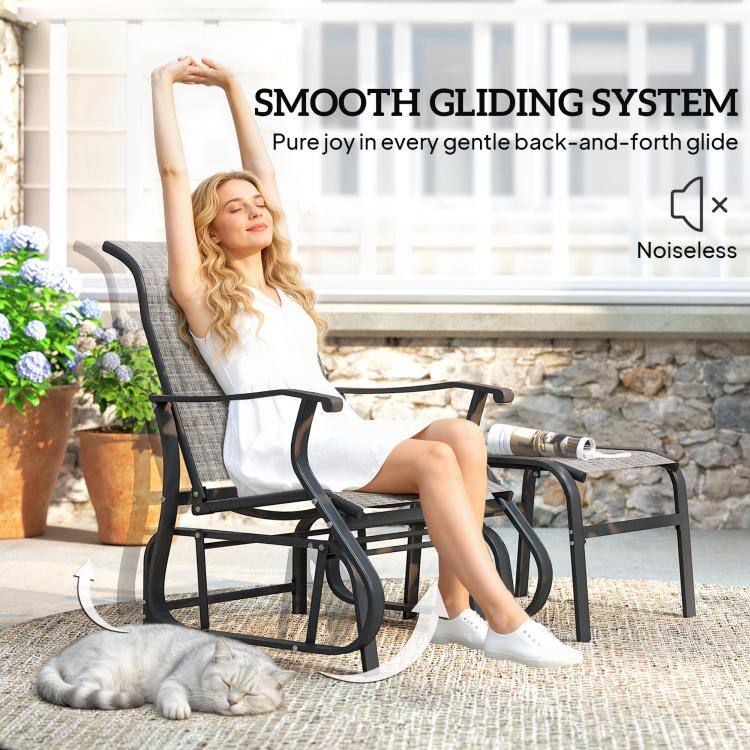 SMOOTH GLIDING SYSTEM  
Pure joy in every gentle back-and-forth glide  
Noiseless