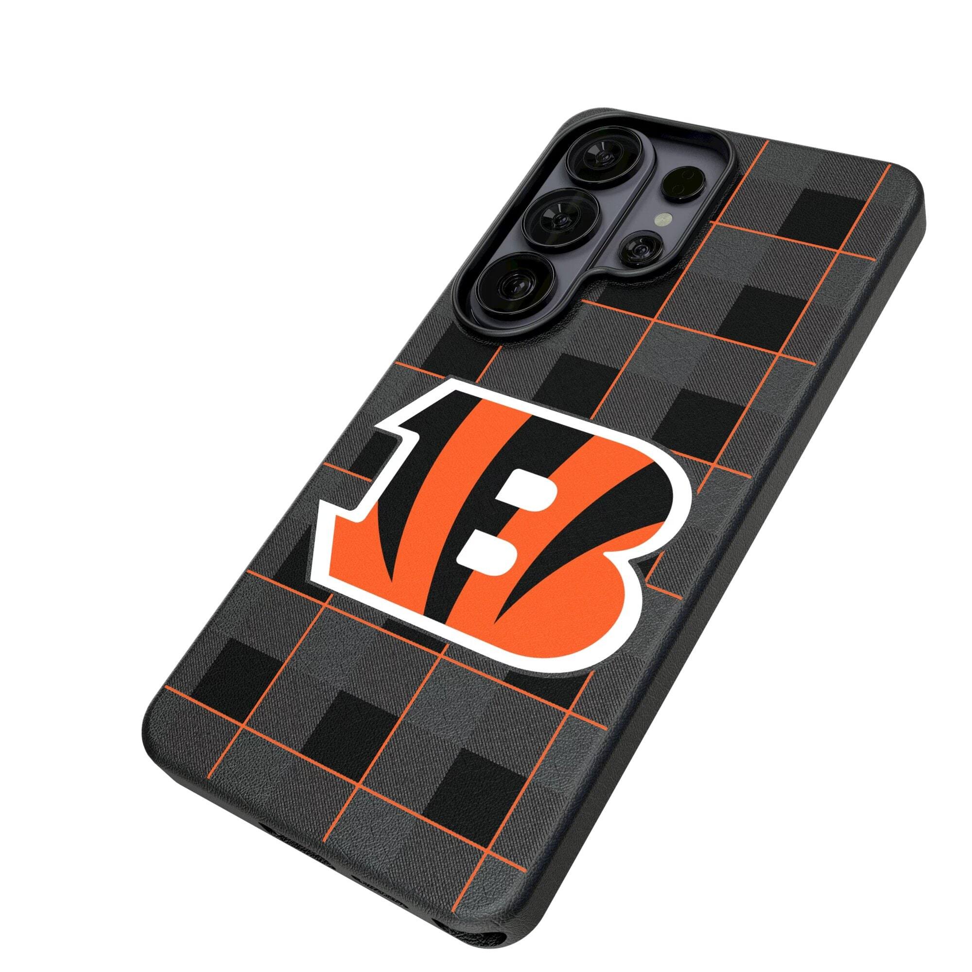 Alt View 1. Keyscaper - Cincinnati Bengals Plaid Galaxy Magnetic Bump Case - S25 - Black.