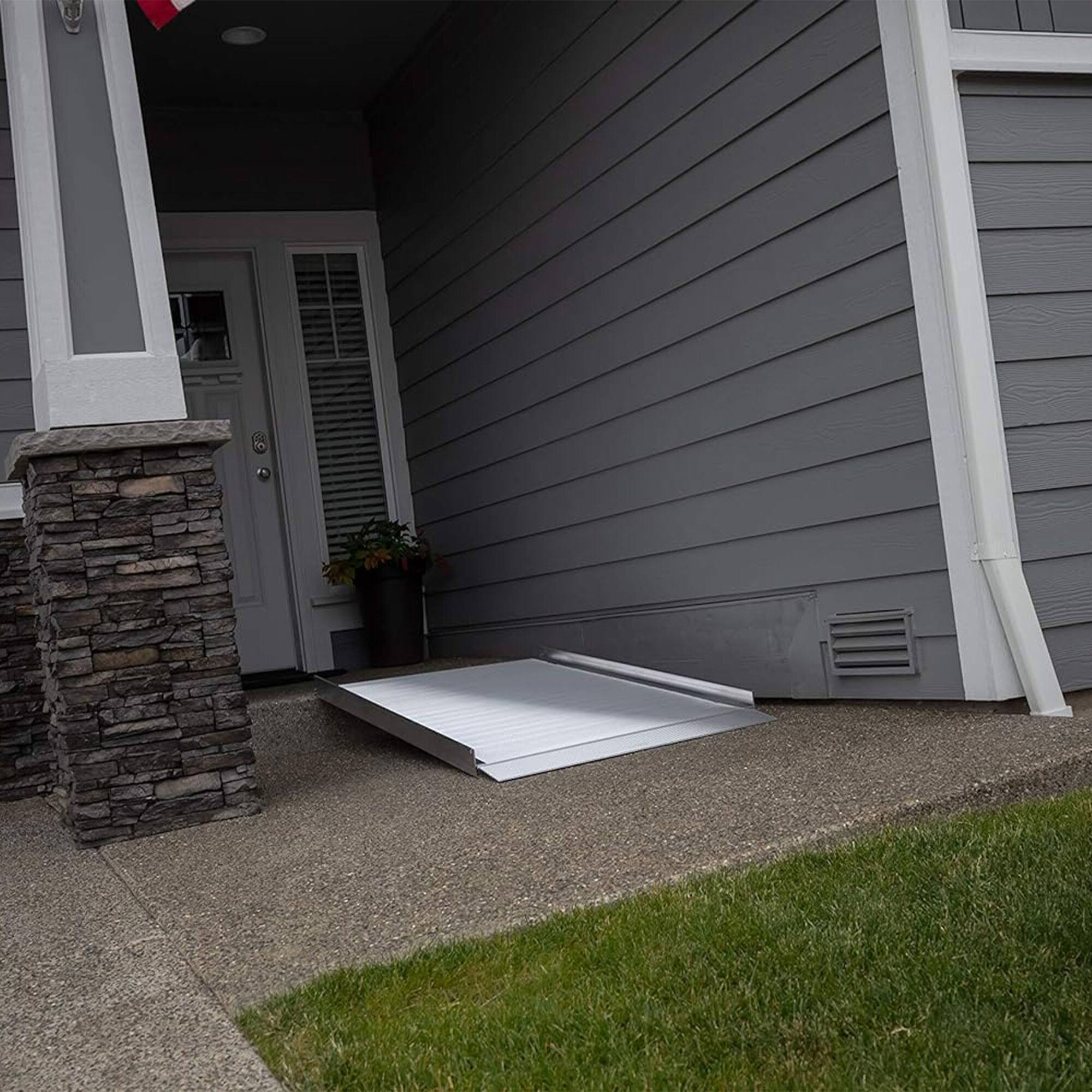 Alt View 5. EZ-ACCESS - EZ-ACCESS GATEWAY 3G 4 Foot Solid Surface Aluminum Portable Wheelchair Ramp - Grey.