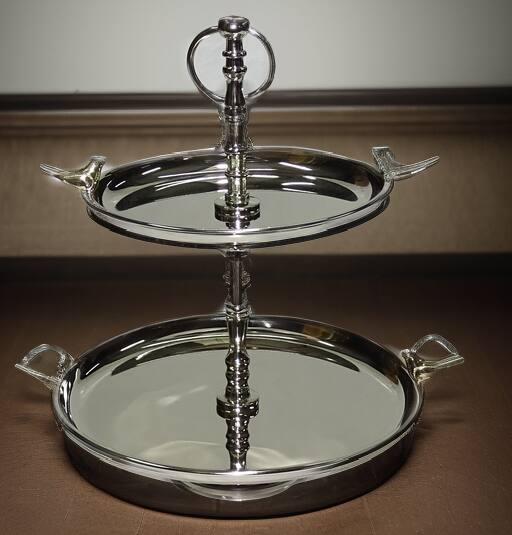 Angle. Jiallo - Large 2 Tier Tray with 2 Birds - Silver.