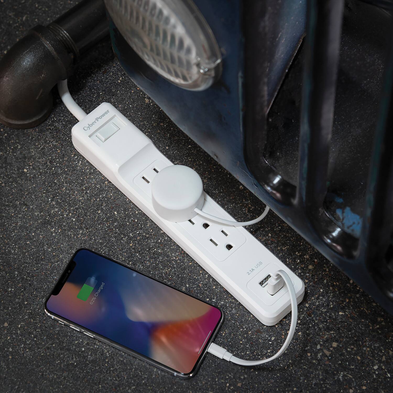 CyberPower Charged 62% USB 2.1A