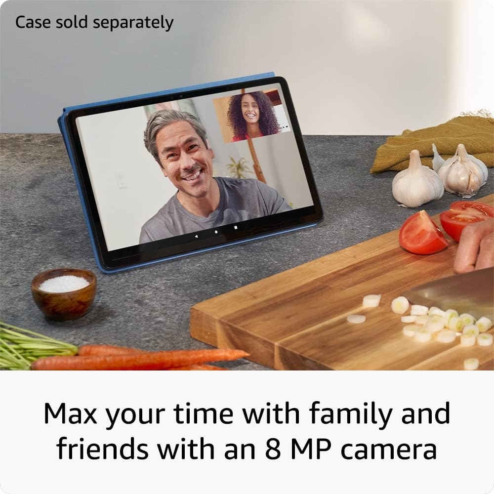Case sold separately

Max your time with family and friends with an 8 MP camera