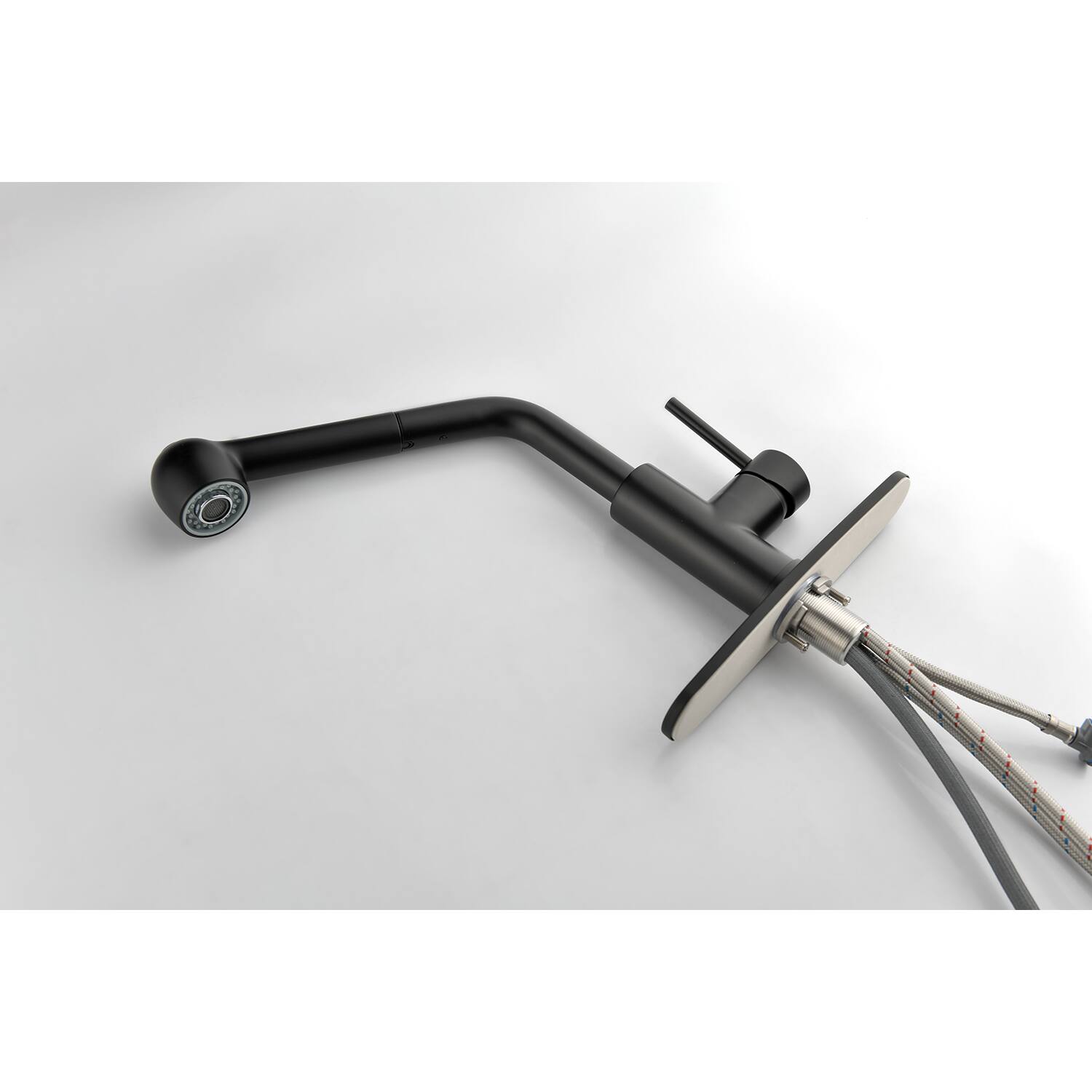 Angle. Siljoy - Single Handle Kitchen Sink Faucet with Pull Out Sprayer - Matte Black.