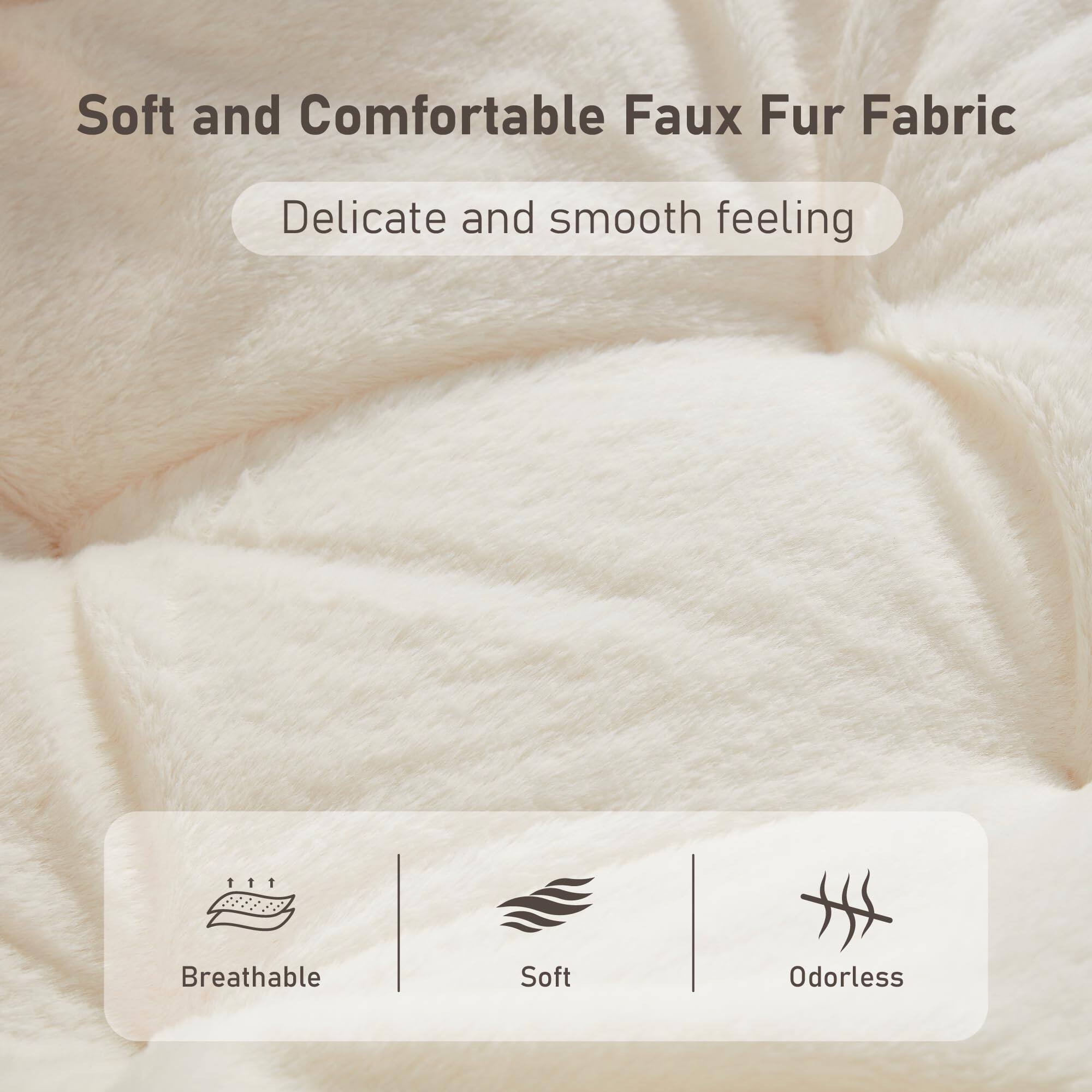 Soft and Comfortable Faux Fur Fabric  
Delicate and smooth feeling  

Breathable  
Soft  
Odorless