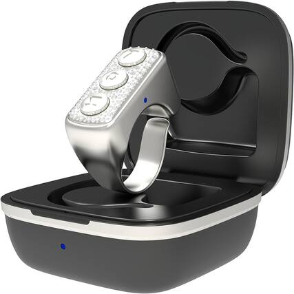 Front. ACJPR - Scrolling Ring Remote for TikTok, Photo Selfie, Glitter Diamonds, Silver.