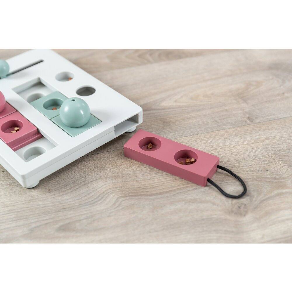 Alt View 5. TRIXIE - Brain Mover Strategy Game for Cats, Cat Puzzle Toy, Interactive Play - Multi.