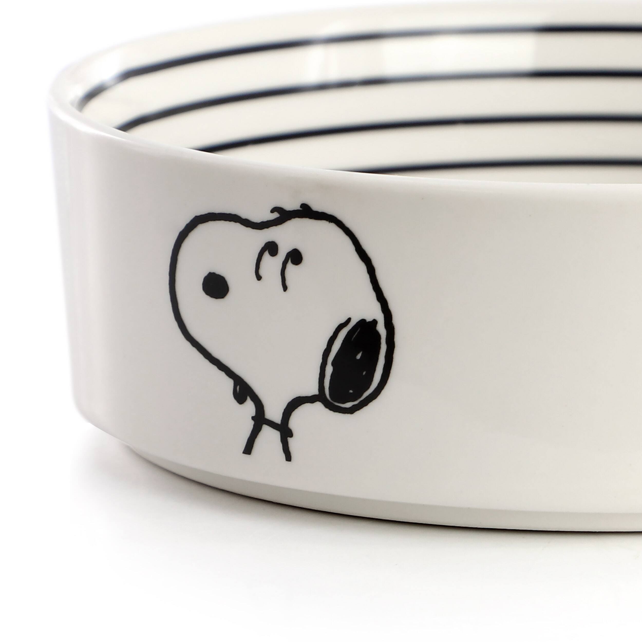 Back. Peanuts - Peanuts Snoopy Suppertime Favorites 6.5in Stoneware Pet Bowl - White and Black.