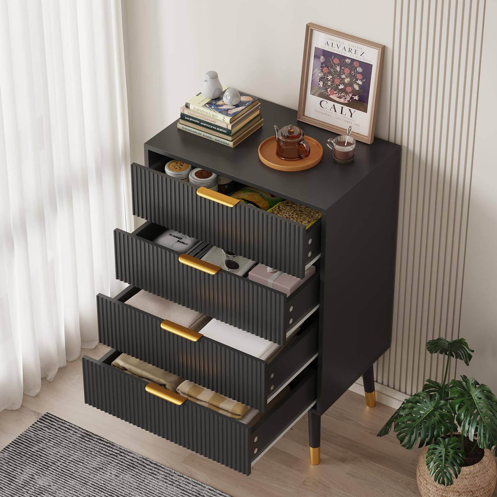 LINKAIEIE ALVAREZ  
1 Eomakltel n C C - - CEs CALY -.. anAer