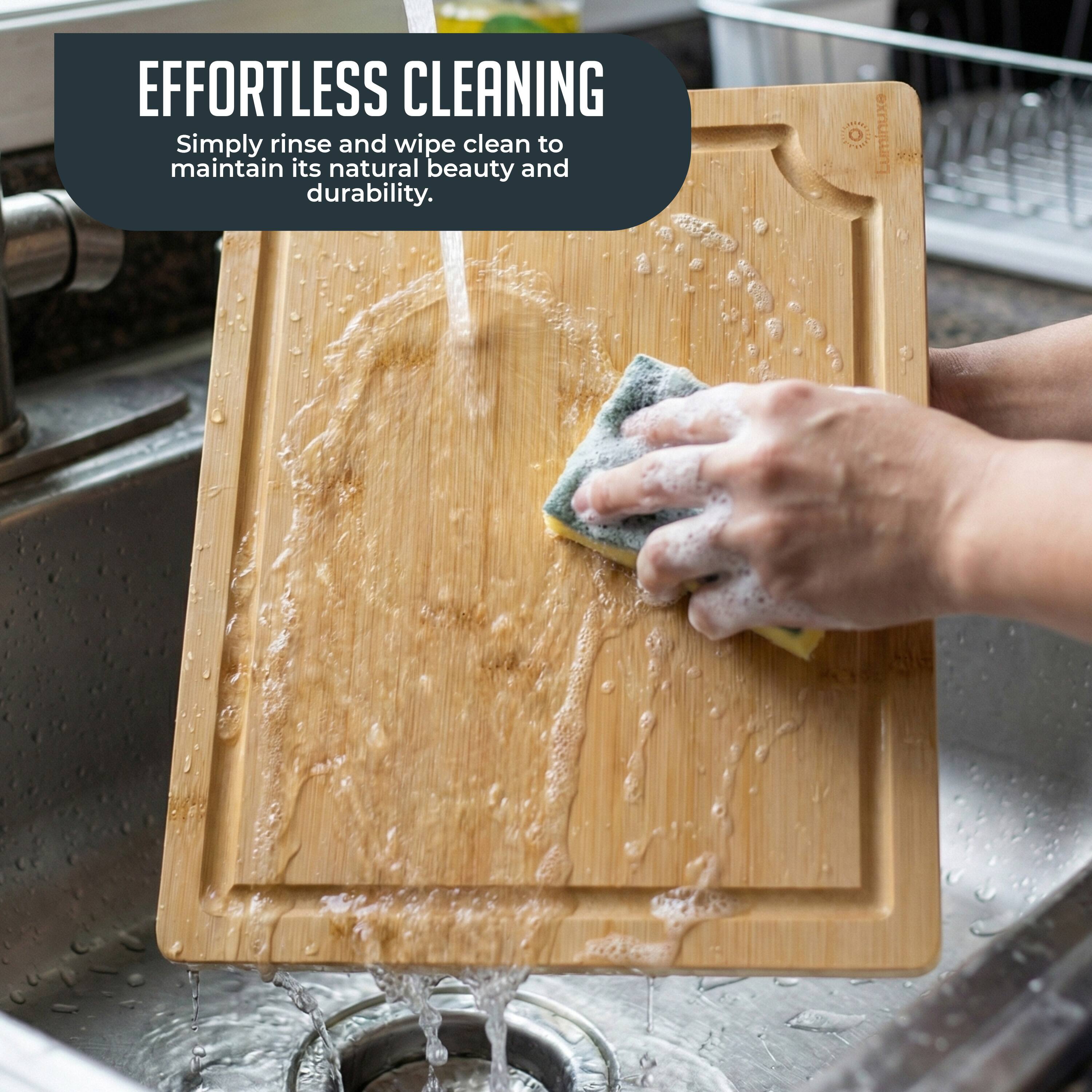 EFFORTLESS CLEANING  
Simply rinse and wipe clean to maintain its natural beauty and durability.