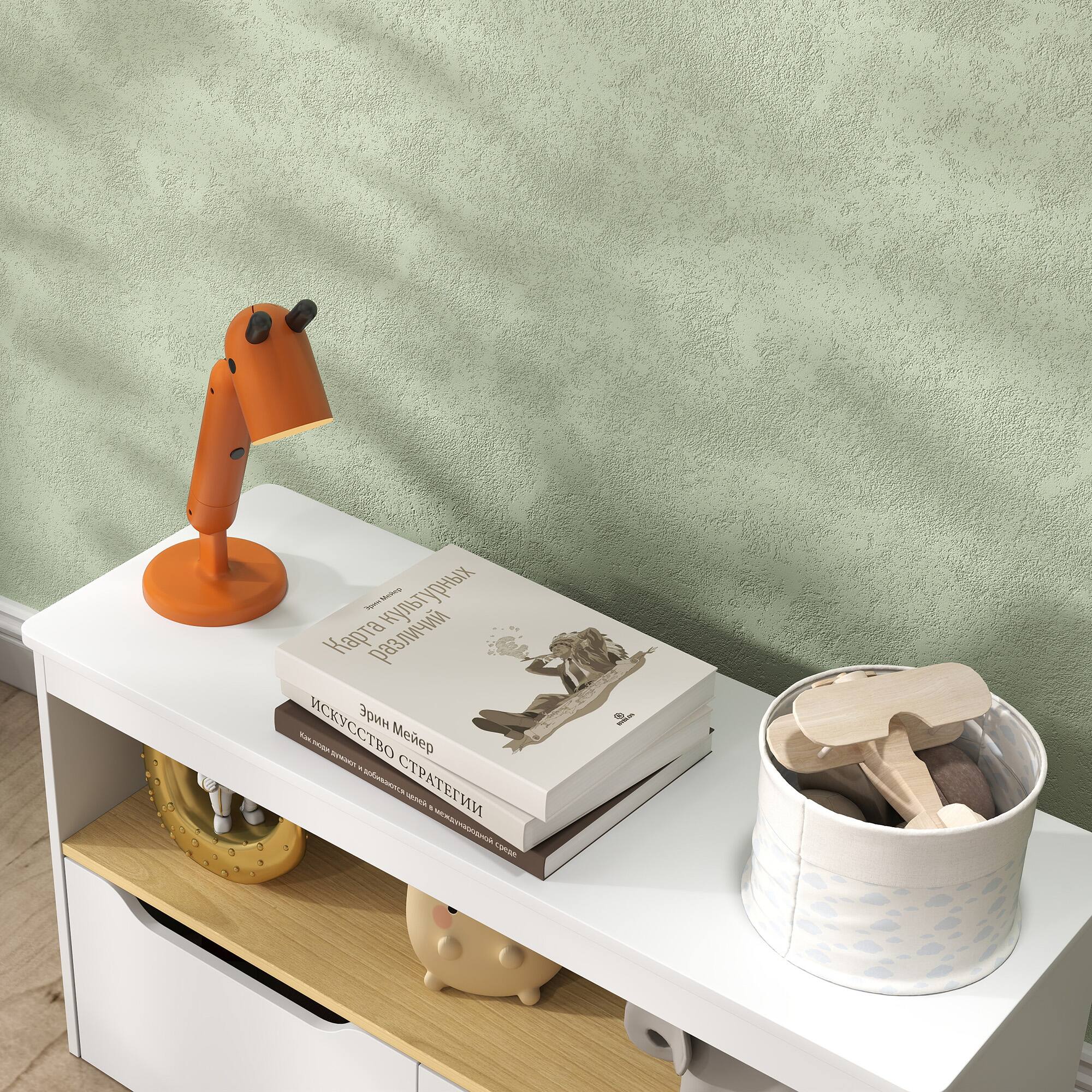 Sure, here is the corrected and grouped text from the image:

- "Карта Рассказов"
- "Эдвин Мейер"
- "ИСКУССТВО СТРАТЕГИИ"
- "Книга для родителей и педагогов"