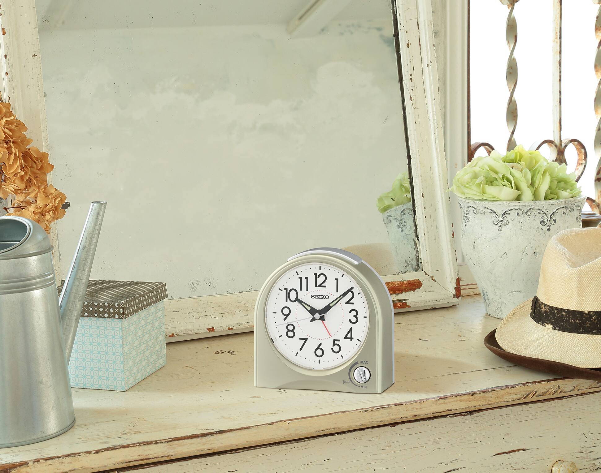 RU2 11121 11 12 1 1Q SEIKO 2 9 3 8 4 7 6 5 MAX M V 1