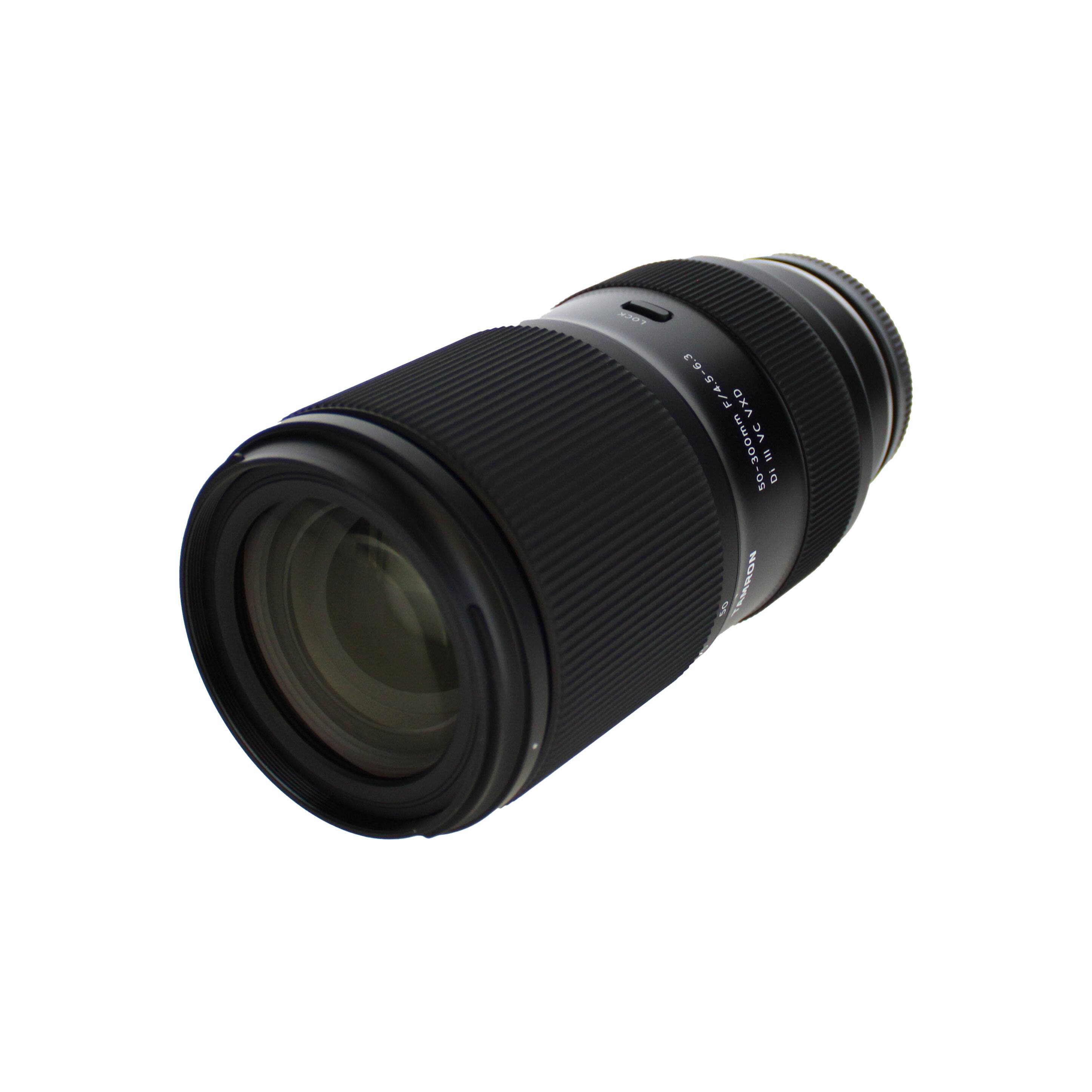 222 F/4.5-6.3 VXD BVC AC 50-300mm s0 m D 5 HORMAT

18-55mm 1:4-6.3 Di III RXD

MADE IN JAPAN