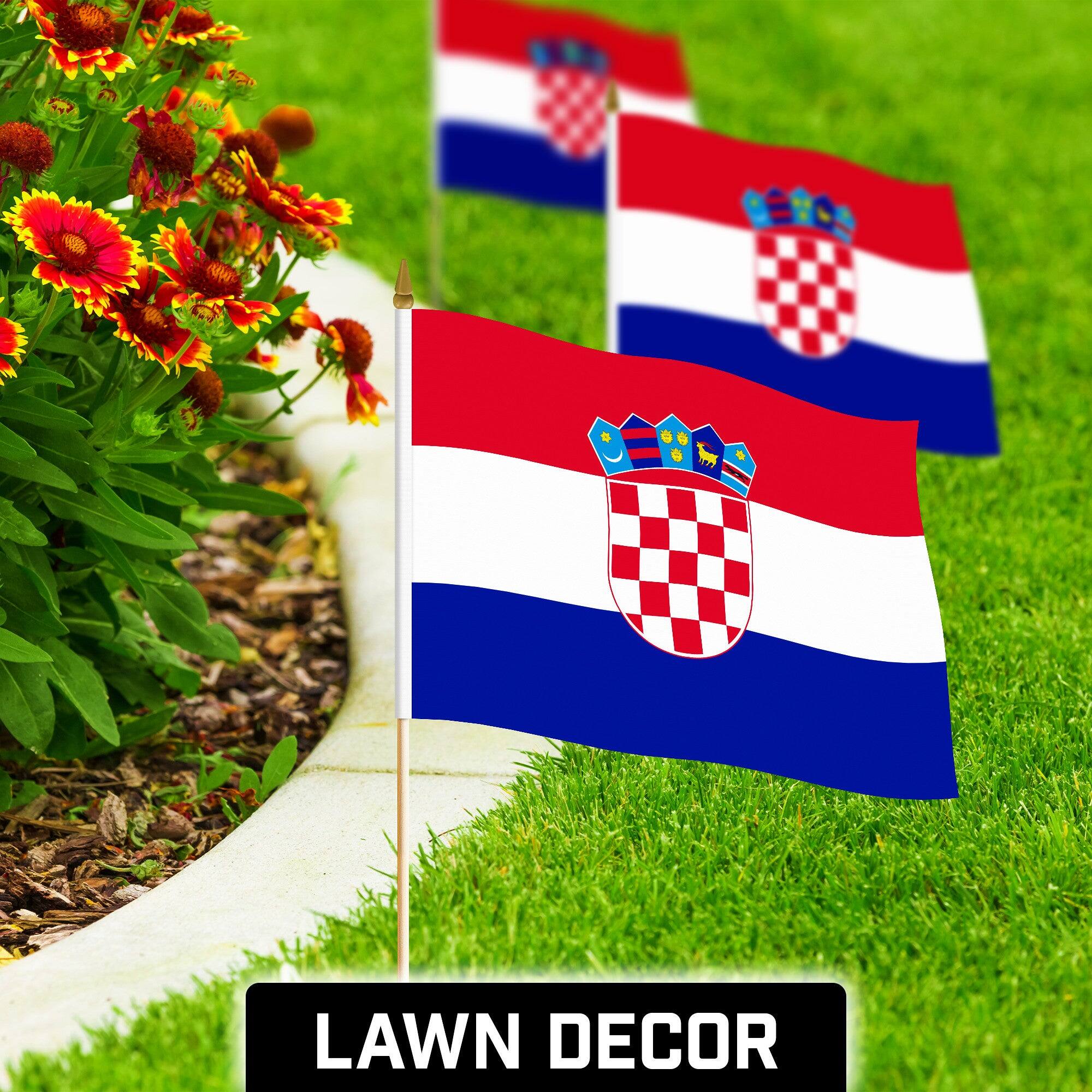 LAWN DECOR