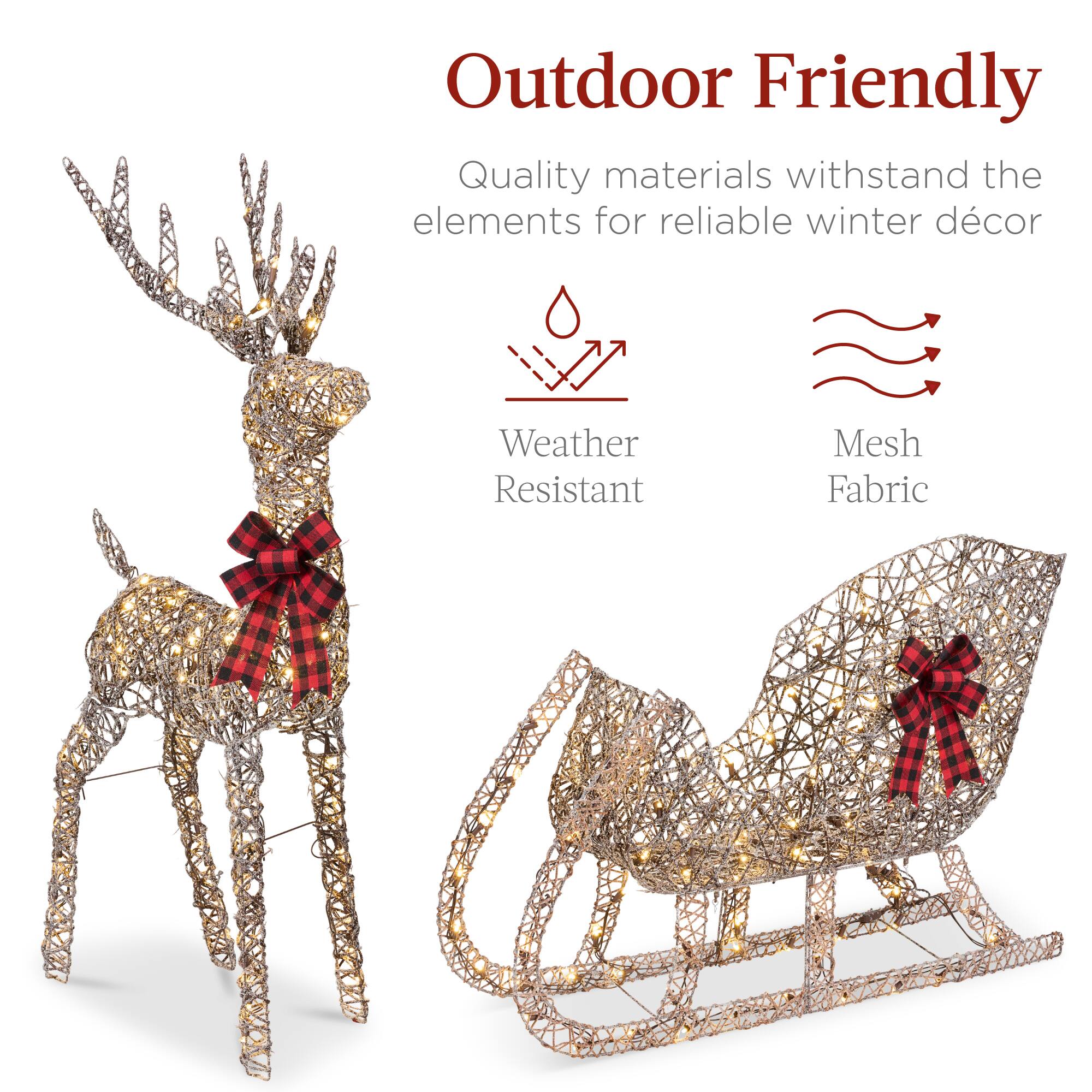 Outdoor Friendly

Quality materials withstand the elements for reliable winter décor

- Weather Resistant
- Mesh Fabric