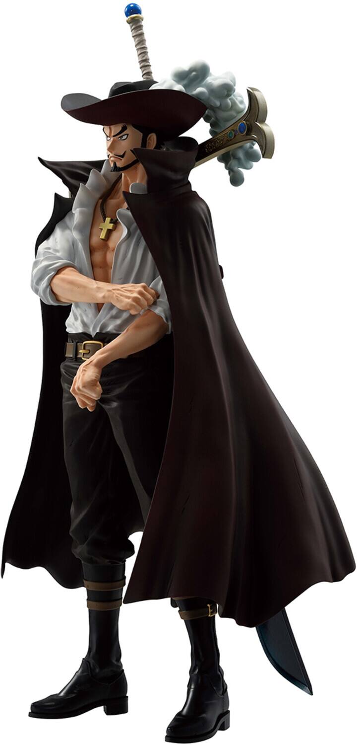 Alt View 2. Bandai - Ichibansho - One Piece - Masterlise - Dracule Mihawk (Beyond the Trials) Figure   - Collectibles - Multicolor.