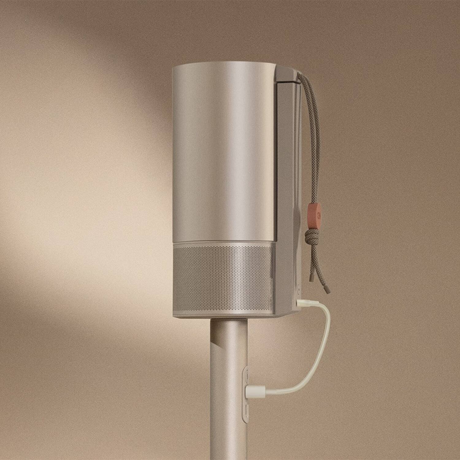 Alt View 4. XGIMI - Xgimi Xn13a-s Mogo 3 Pro 1080p Full Hd Mini Portable Projector Bundle - Gold.