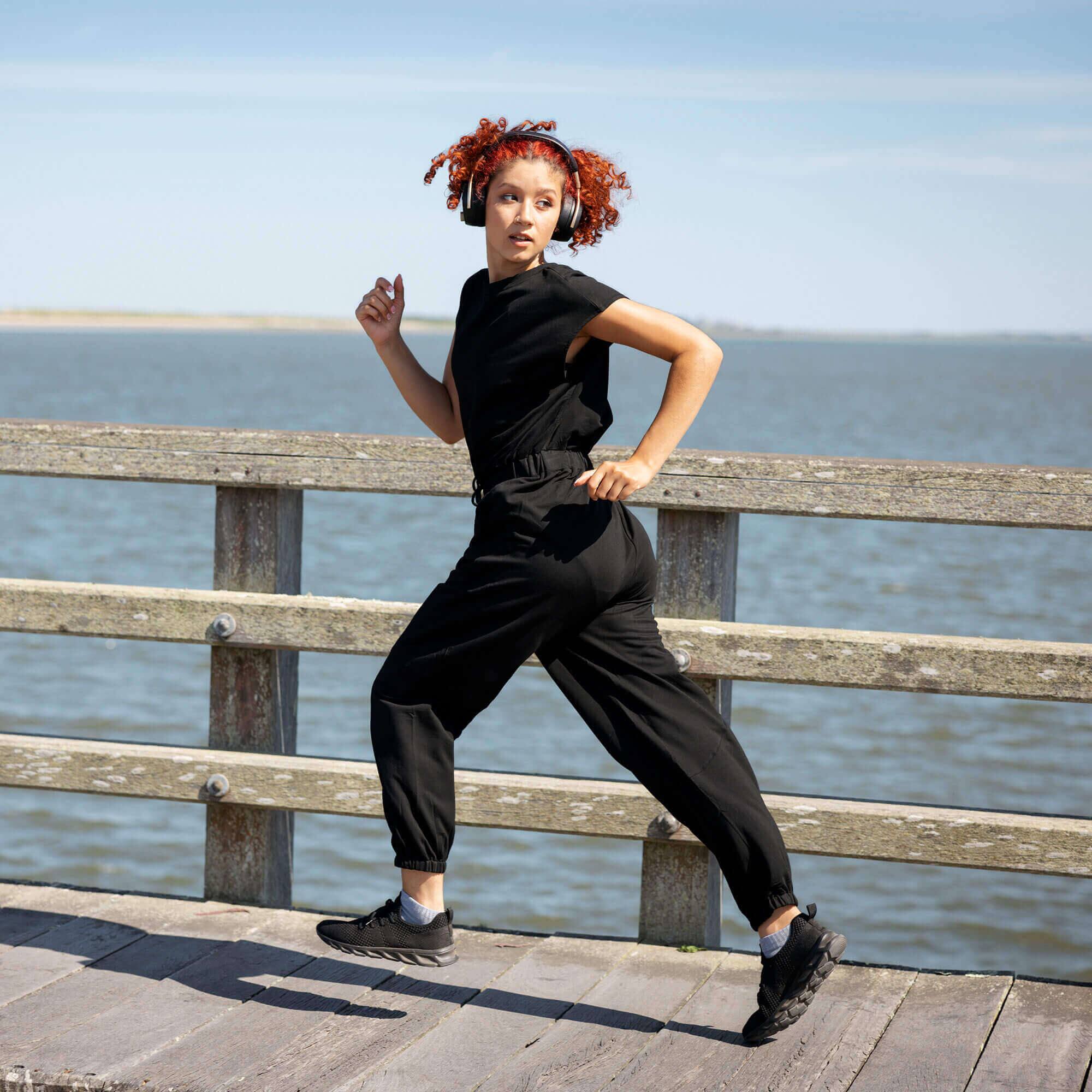 Alt View 2. Zildjian - ALCHEM-E Perfect Tune Headphones - Black.