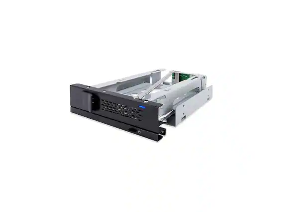 Front. Icy Dock - Icy Dock MB171SP-1B | Tray-less 3.5" SAS/SATA HDD Mobile Rack Enclosure for 5.25" Bay | TurboSwap.